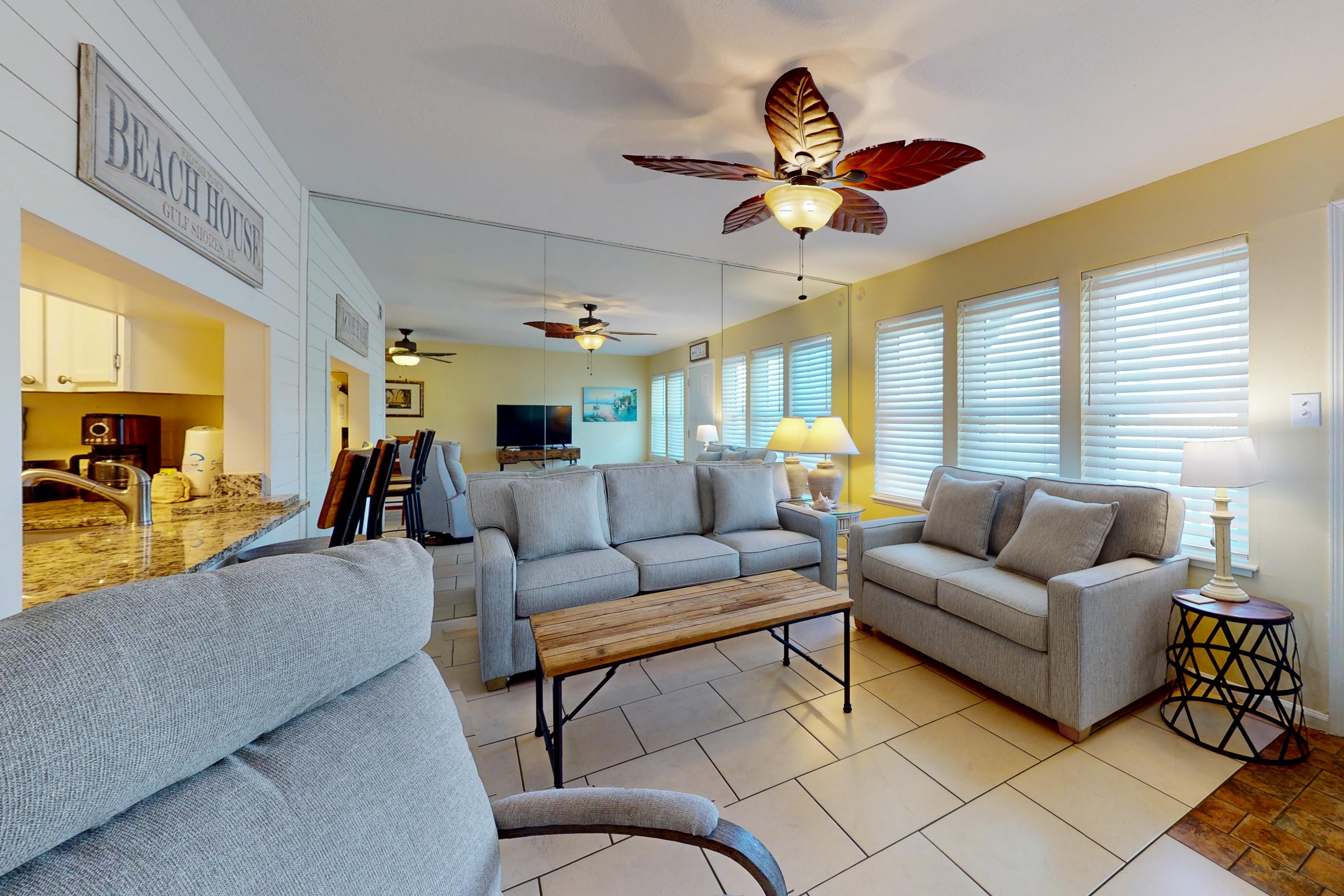 Sea Breeze 203 Condo rental in Seabreeze Condos in Gulf Shores Alabama - #1