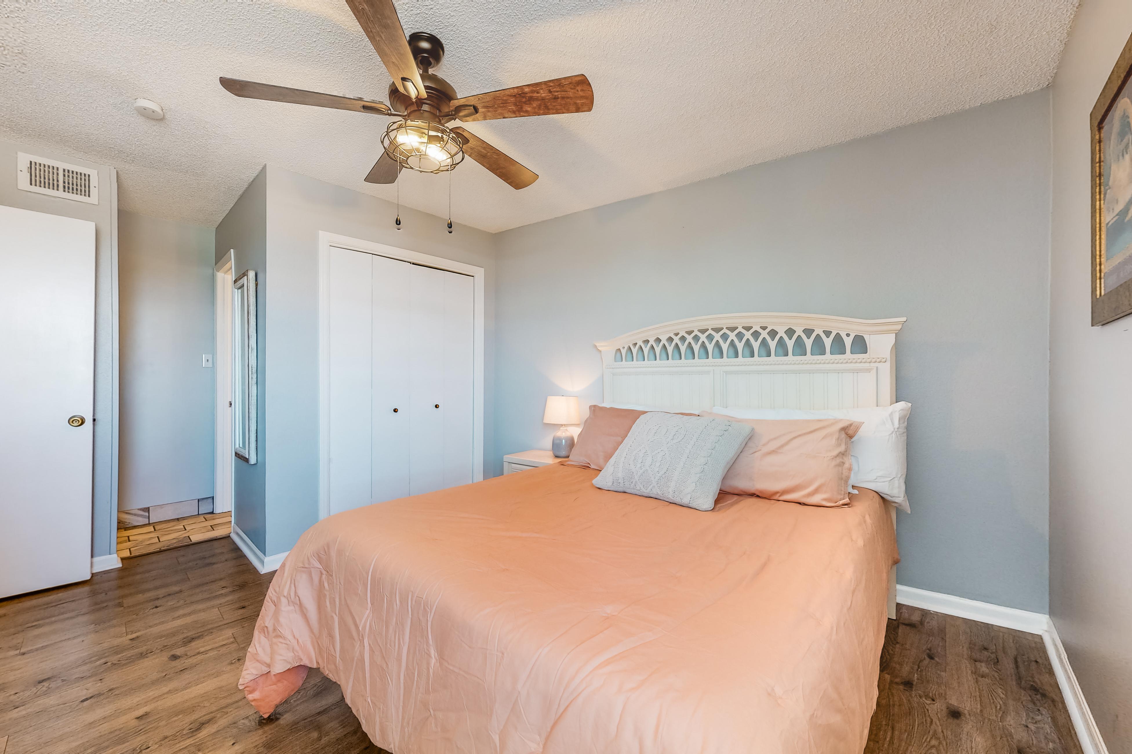 Sea Breeze 312 Condo rental in Seabreeze Condos in Gulf Shores Alabama - #10