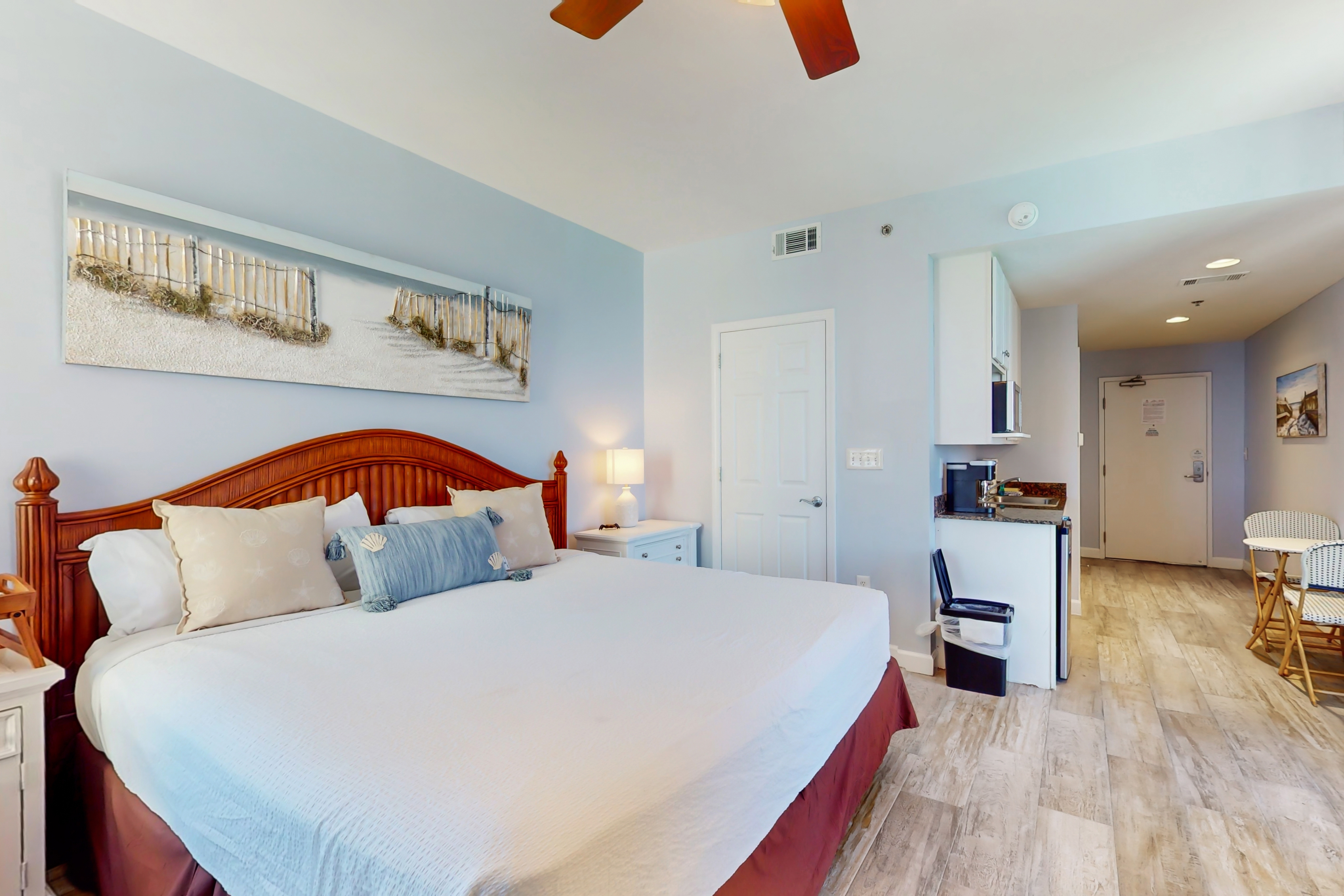 Splash Resort 1901W Suite A Studio Condo rental in Splash Resort in Panama City Beach Florida - #2