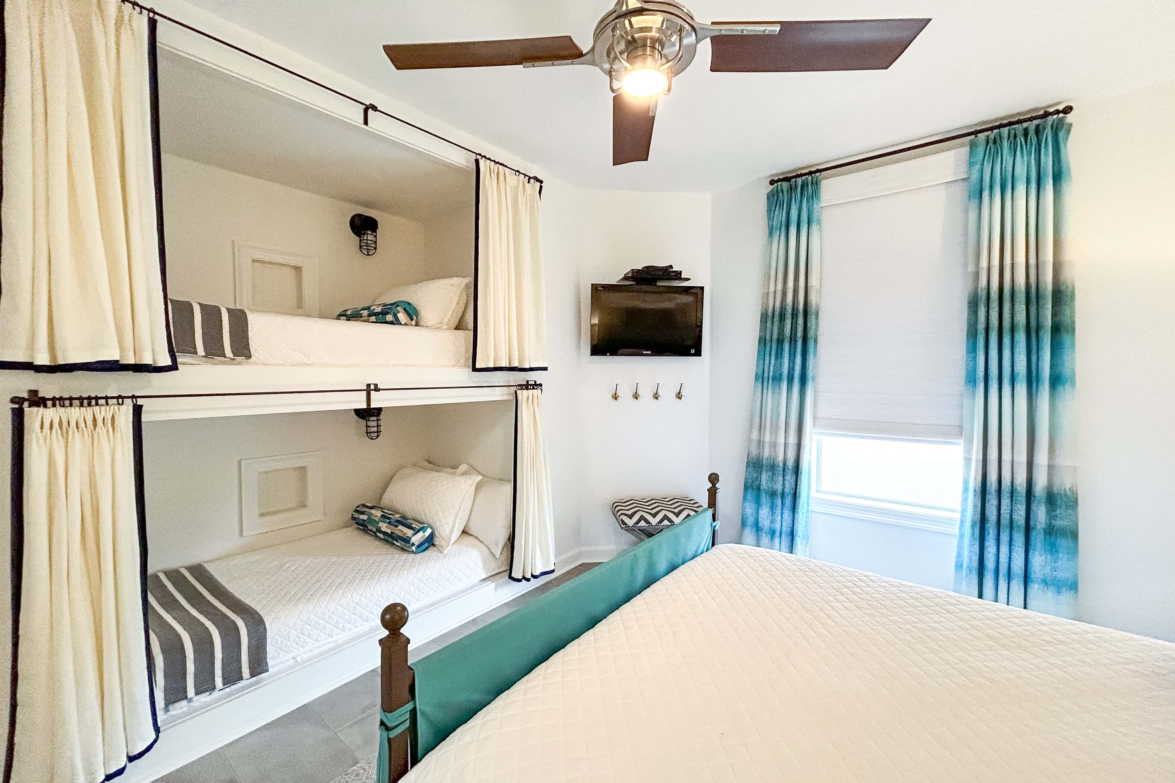 Admirals Quarters 703 Condo rental in Admirals Quarters Orange Beach in Orange Beach Alabama - #15