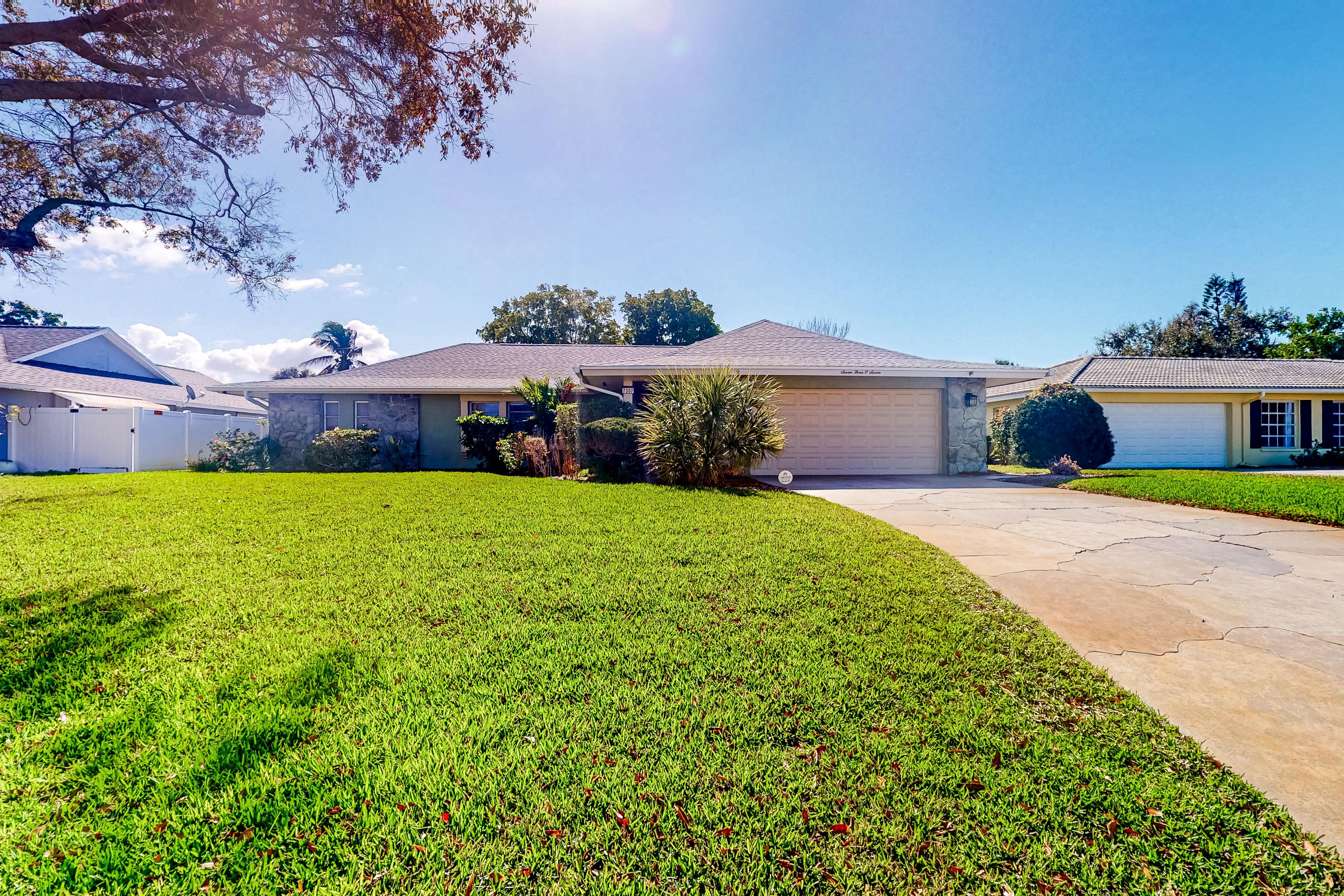 Blue Butterfly Hideaway House / Cottage rental in Anna Maria Island Houses in Anna Maria Island Florida - #1