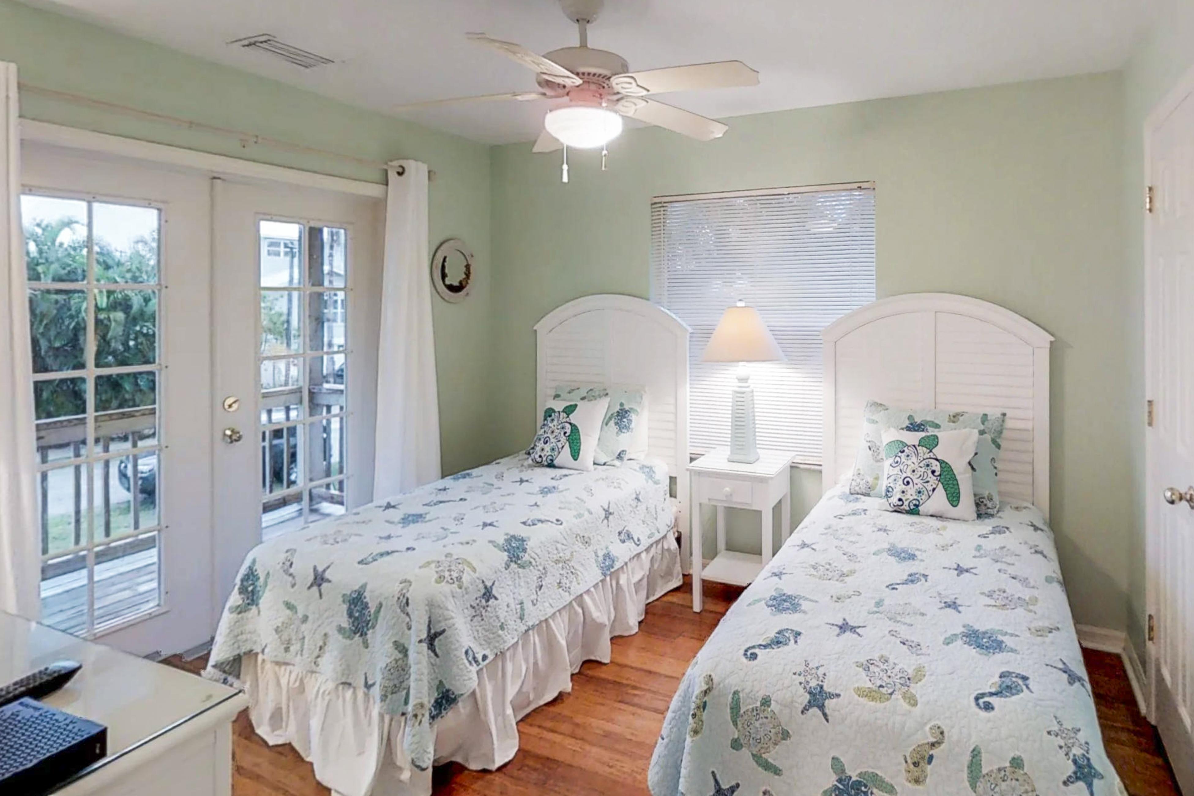 Heavenly Holly House / Cottage rental in Anna Maria Island Houses in Anna Maria Island Florida - #18