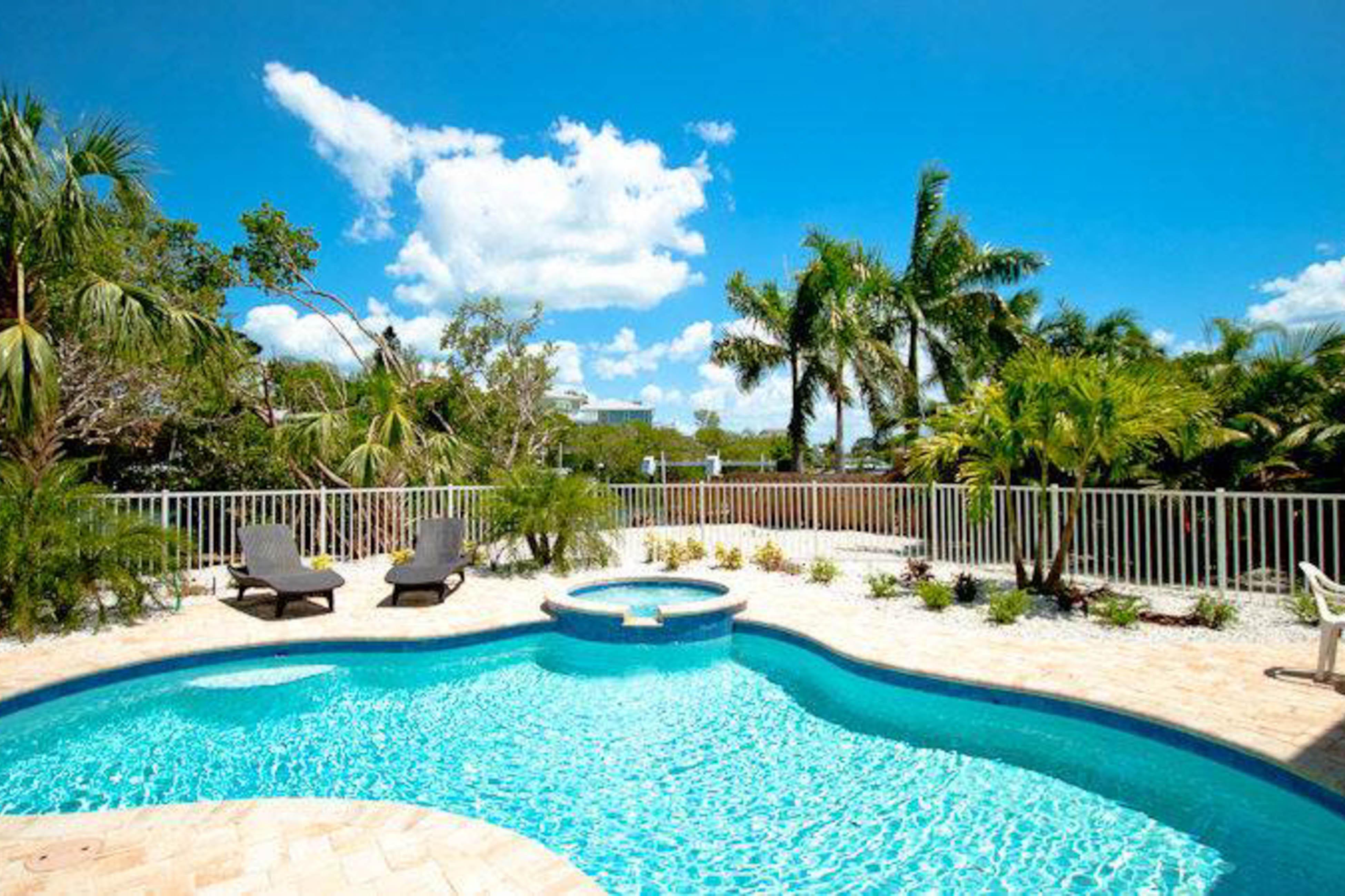 Heavenly Holly House / Cottage rental in Anna Maria Island Houses in Anna Maria Island Florida - #25