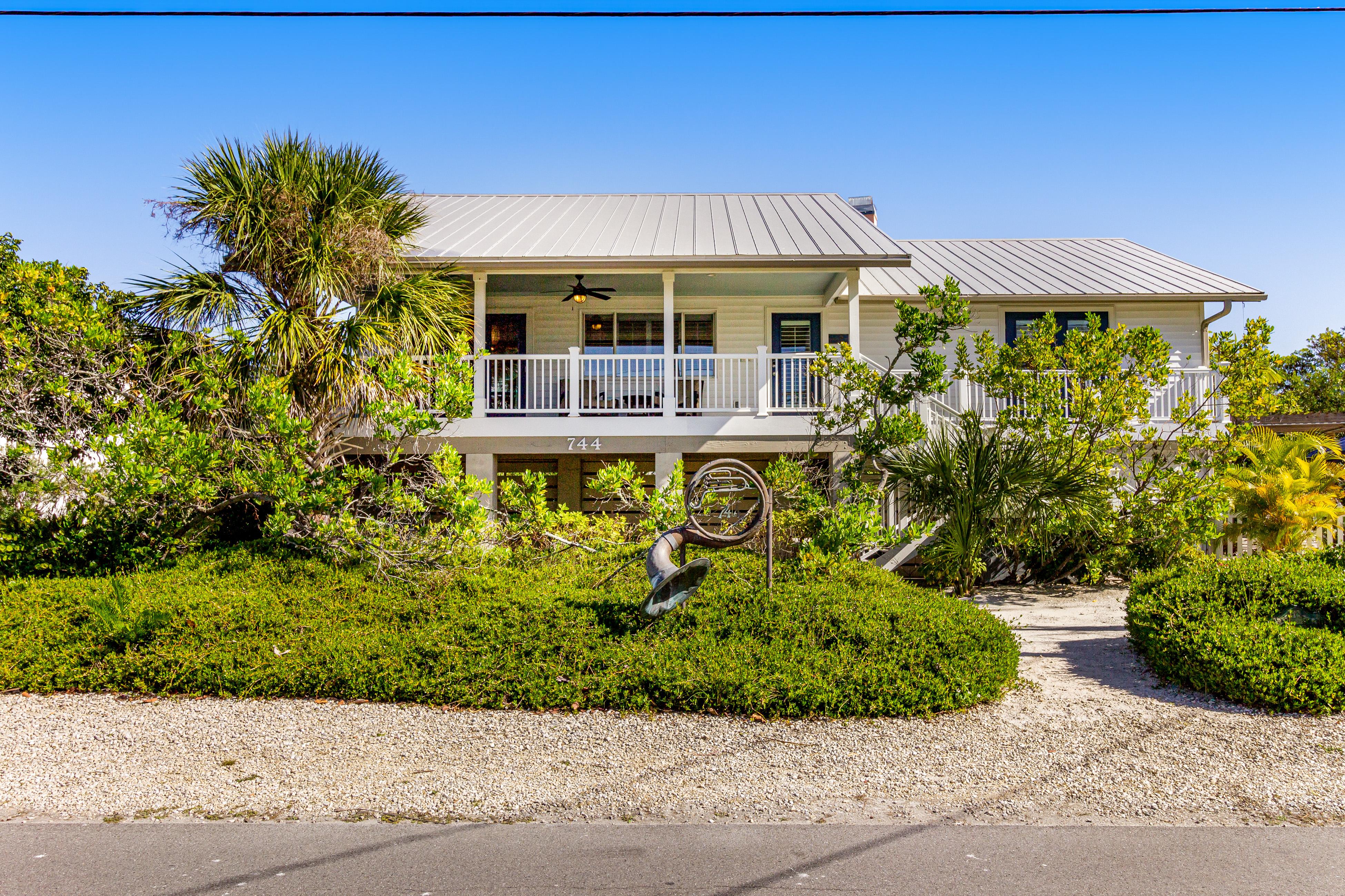 Sundance Cottage House / Cottage rental in Anna Maria Island Houses in Anna Maria Island Florida - #1