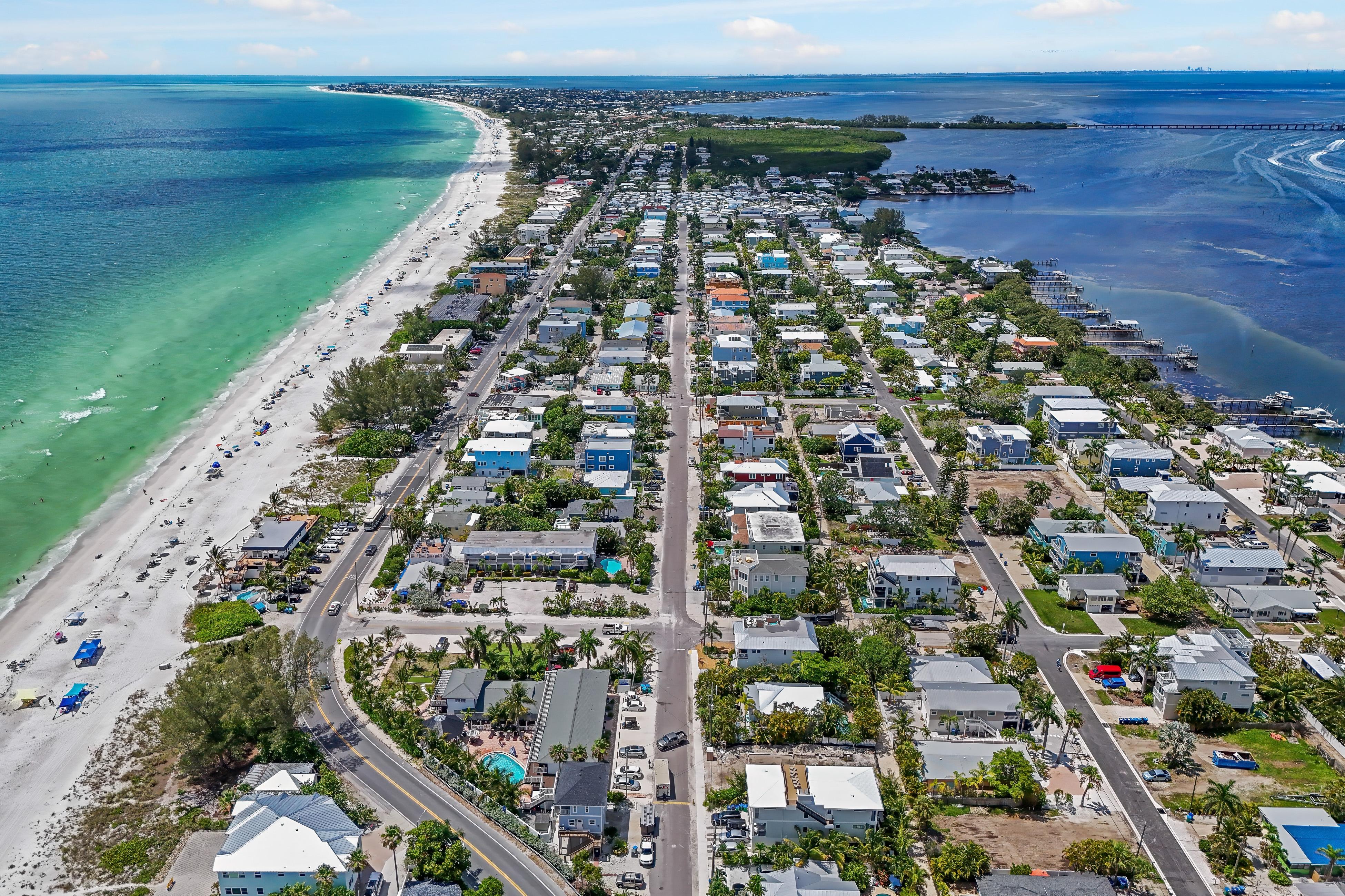 Sunset Oasis House / Cottage rental in Anna Maria Island Houses in Anna Maria Island Florida - #40