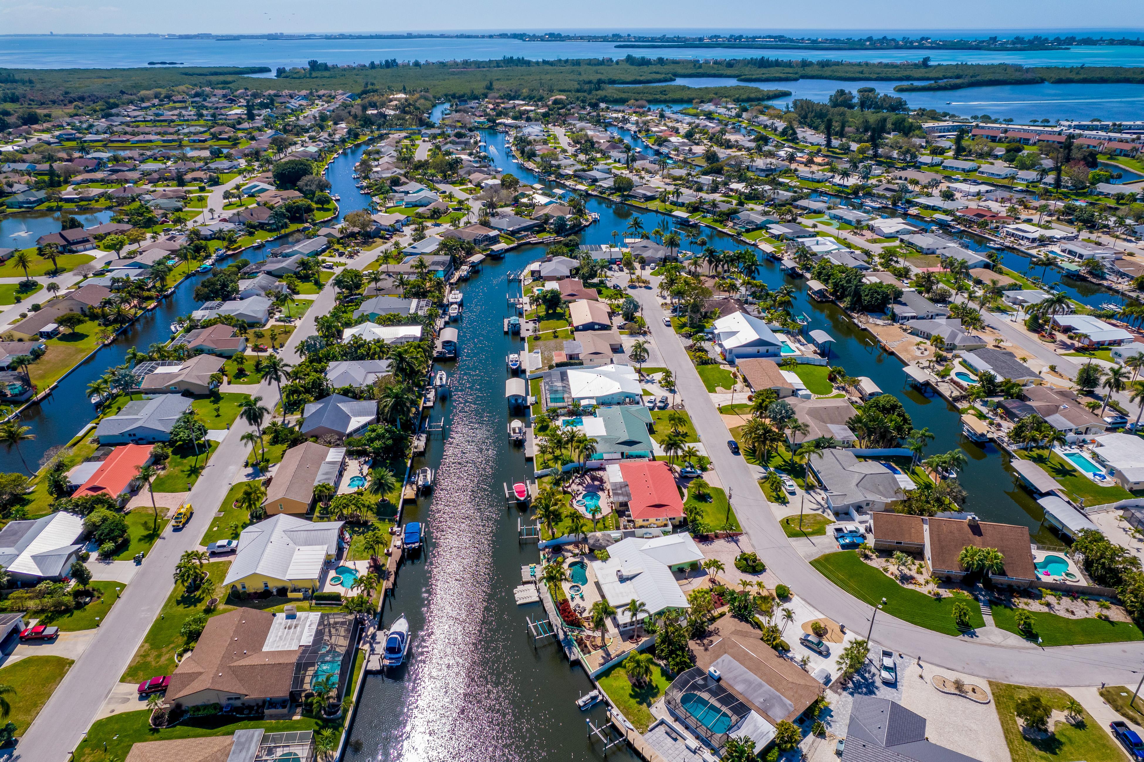 The Sapphire Sea Star House / Cottage rental in Anna Maria Island Houses in Anna Maria Island Florida - #40