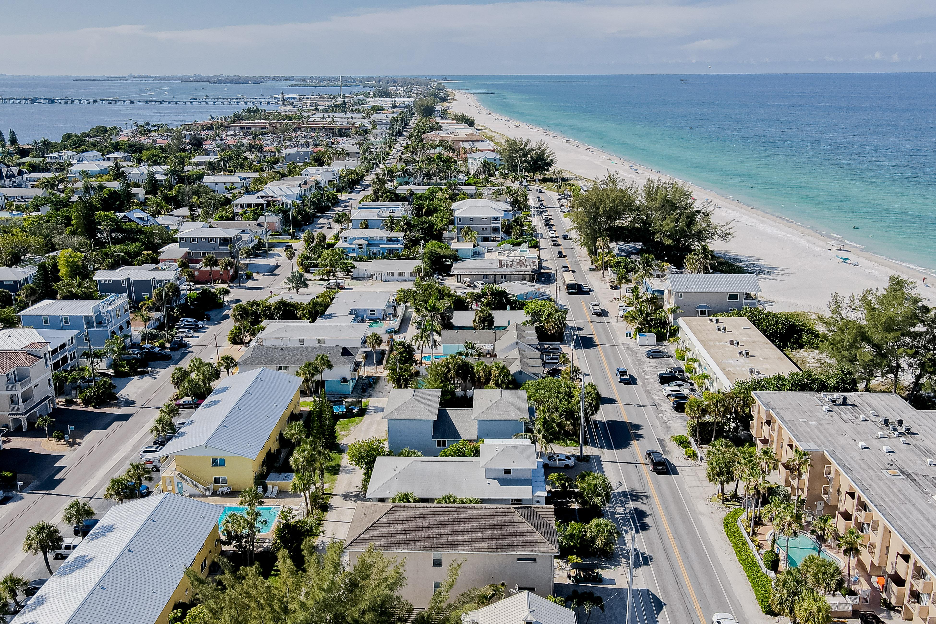 Tropical Daze Lower House / Cottage rental in Anna Maria Island Houses in Anna Maria Island Florida - #32