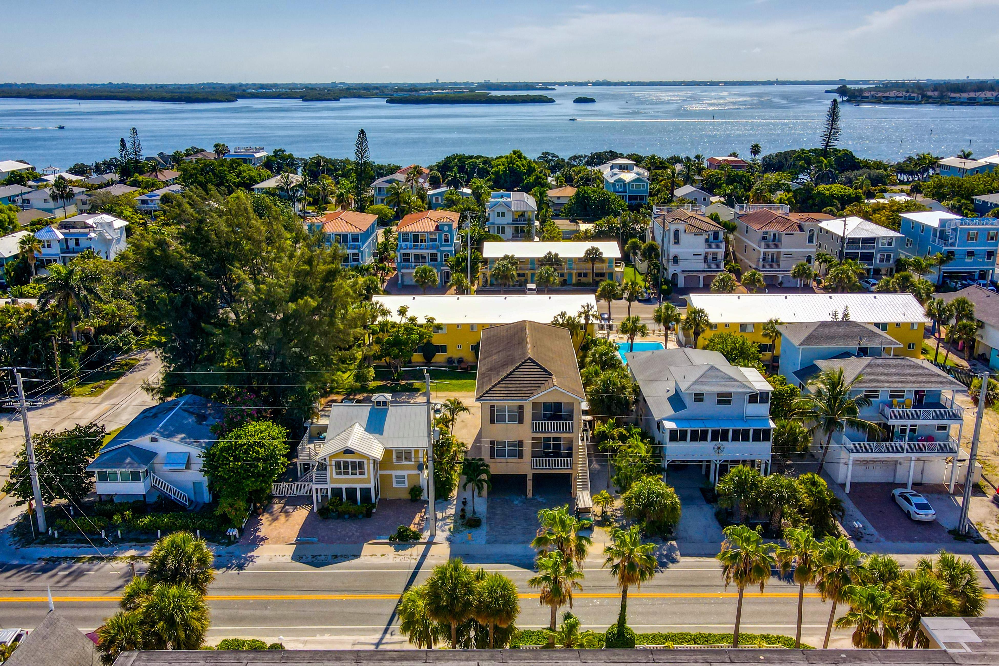 Tropical Daze Upper House / Cottage rental in Anna Maria Island Houses in Anna Maria Island Florida - #26