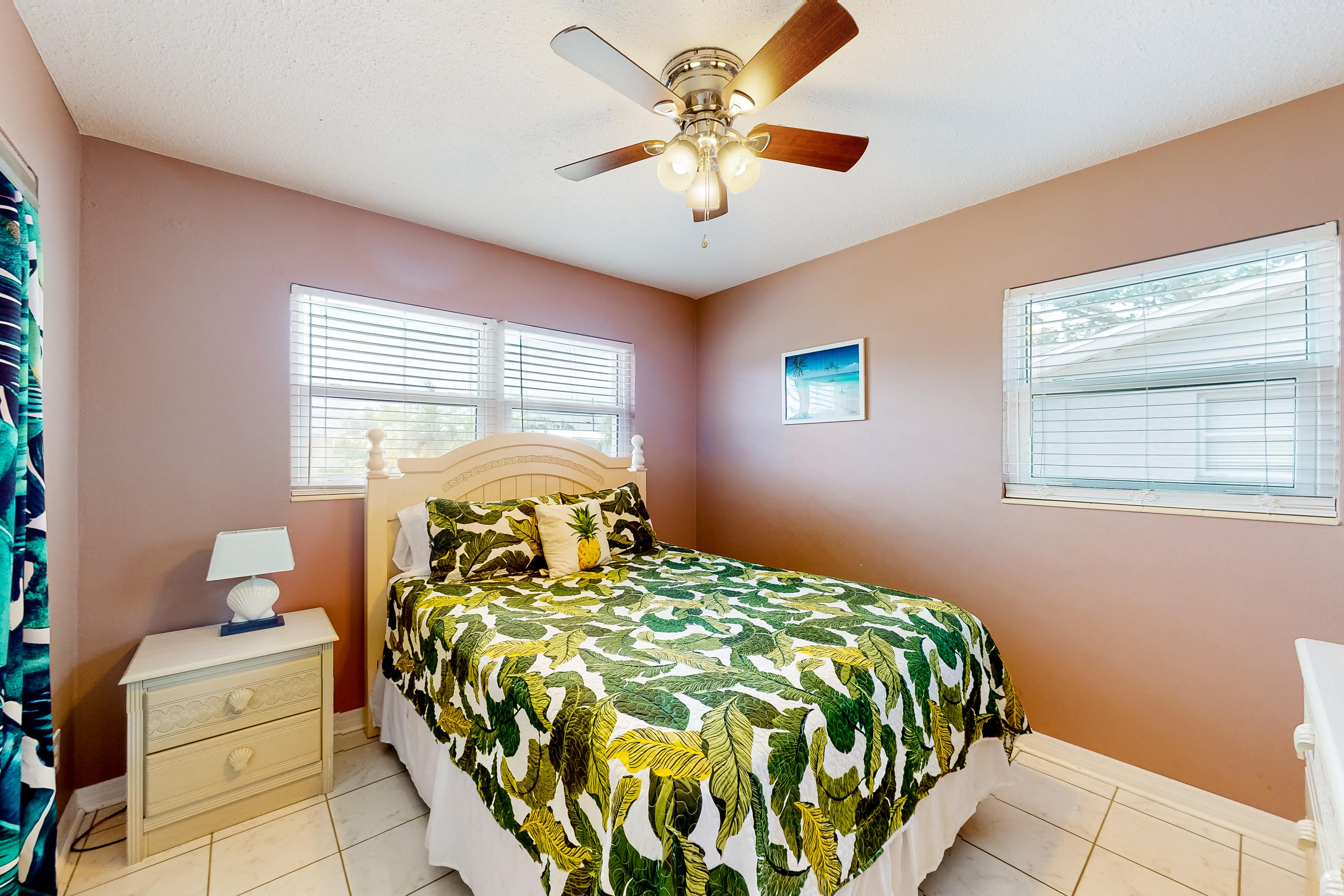 Tropical Haven Retreat House / Cottage rental in Anna Maria Island Houses in Anna Maria Island Florida - #17