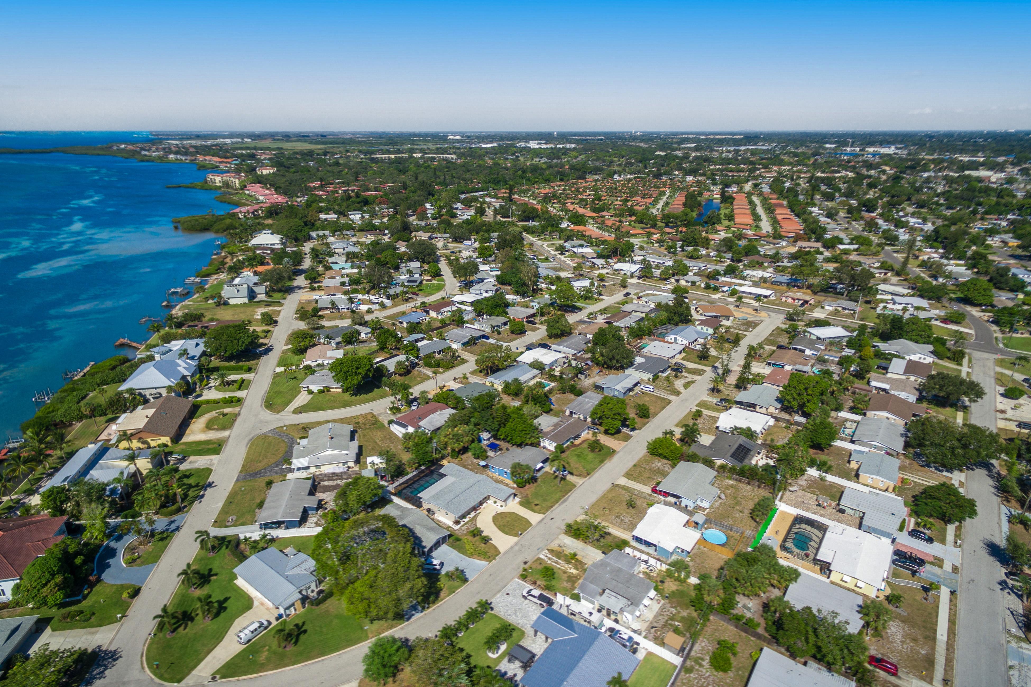 Tropical Haven Retreat House / Cottage rental in Anna Maria Island Houses in Anna Maria Island Florida - #37