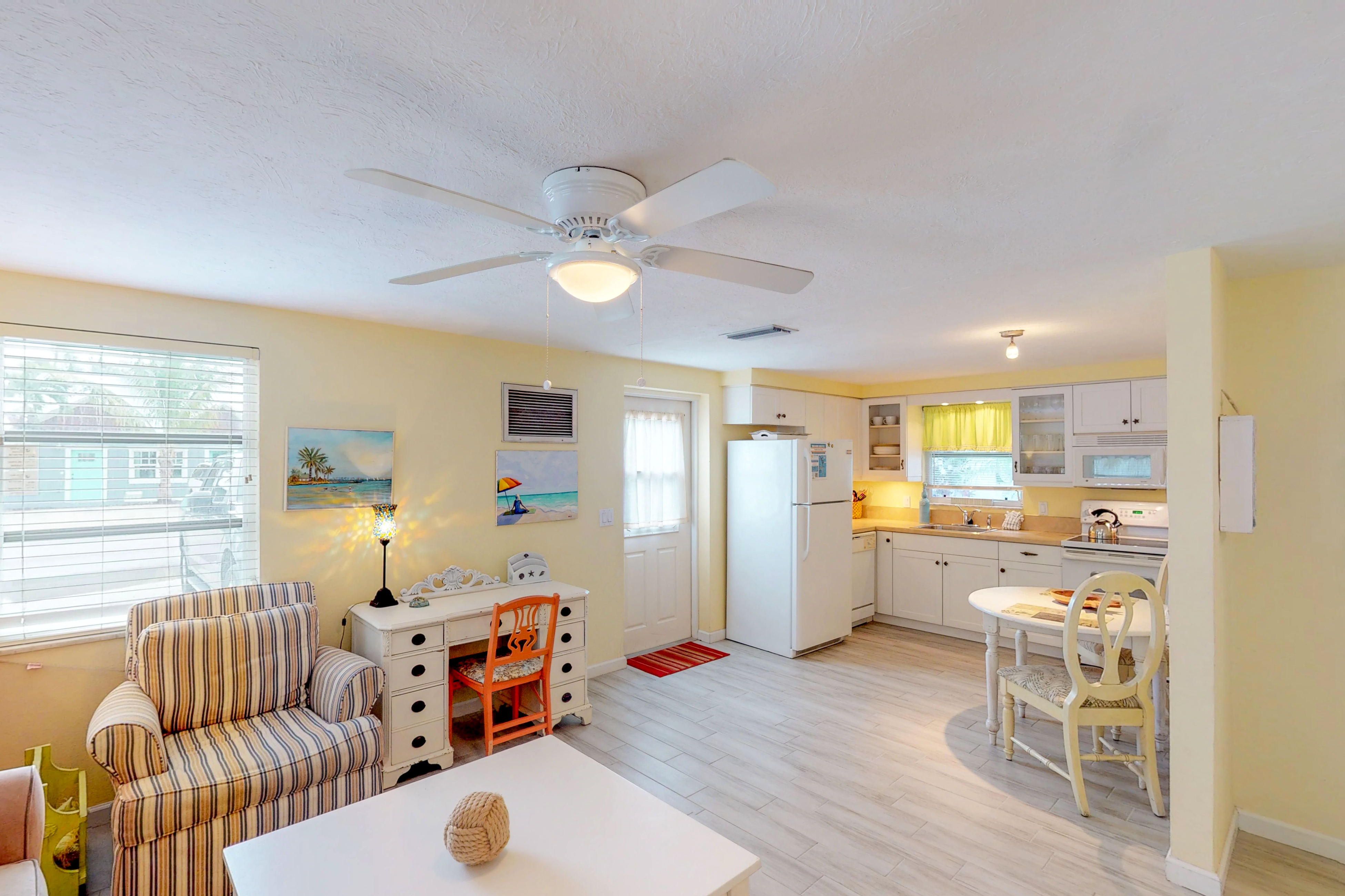 Turtle Cove East House / Cottage rental in Anna Maria Island Houses in Anna Maria Island Florida - #2