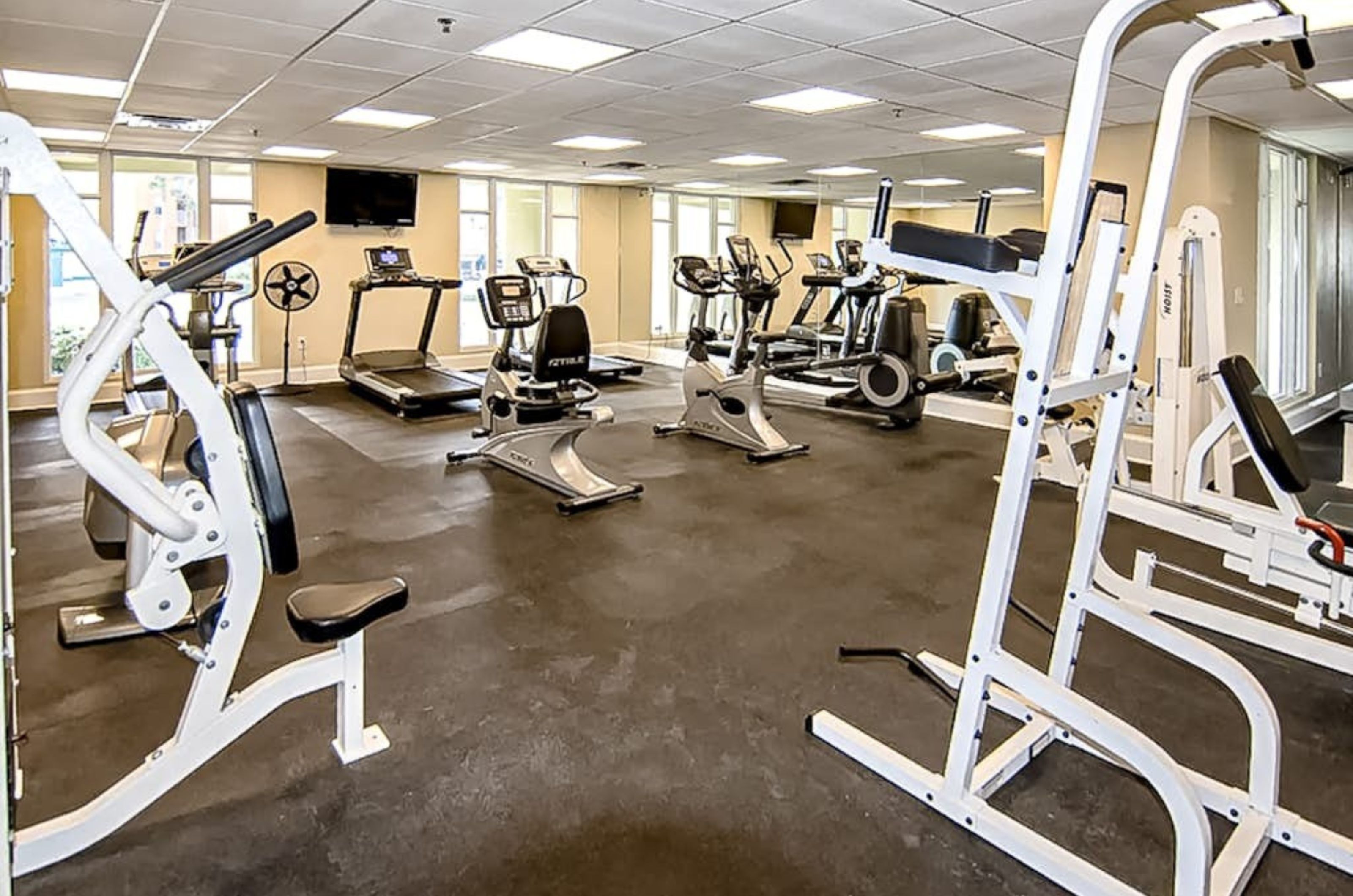 Cardio and strength equipment in the on-site fitness center 