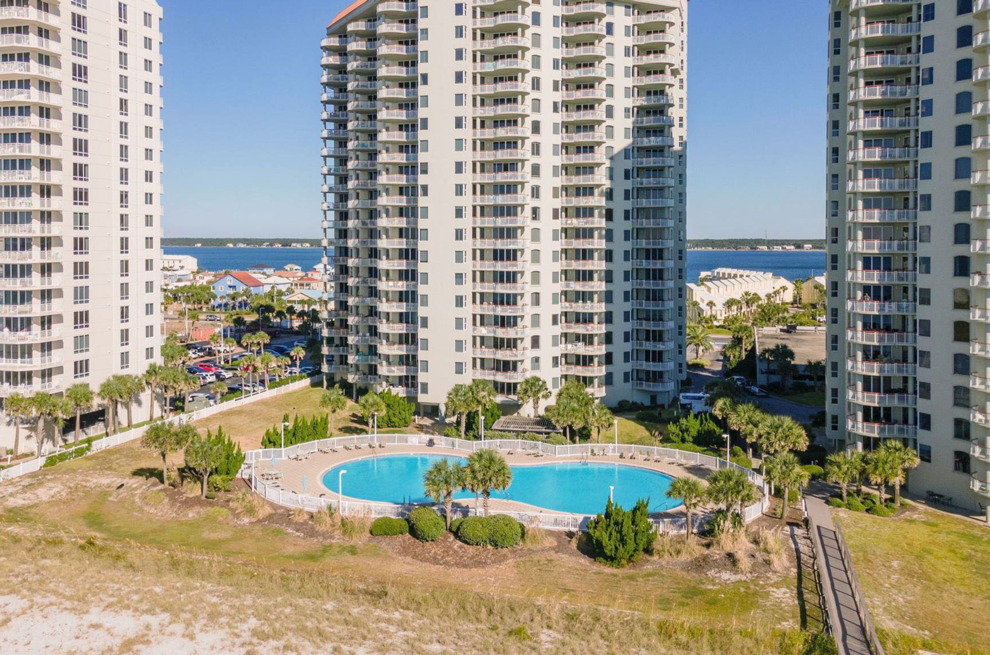 Explore Beach Colony Resort Navarre FL: Your Ultimate Getaway