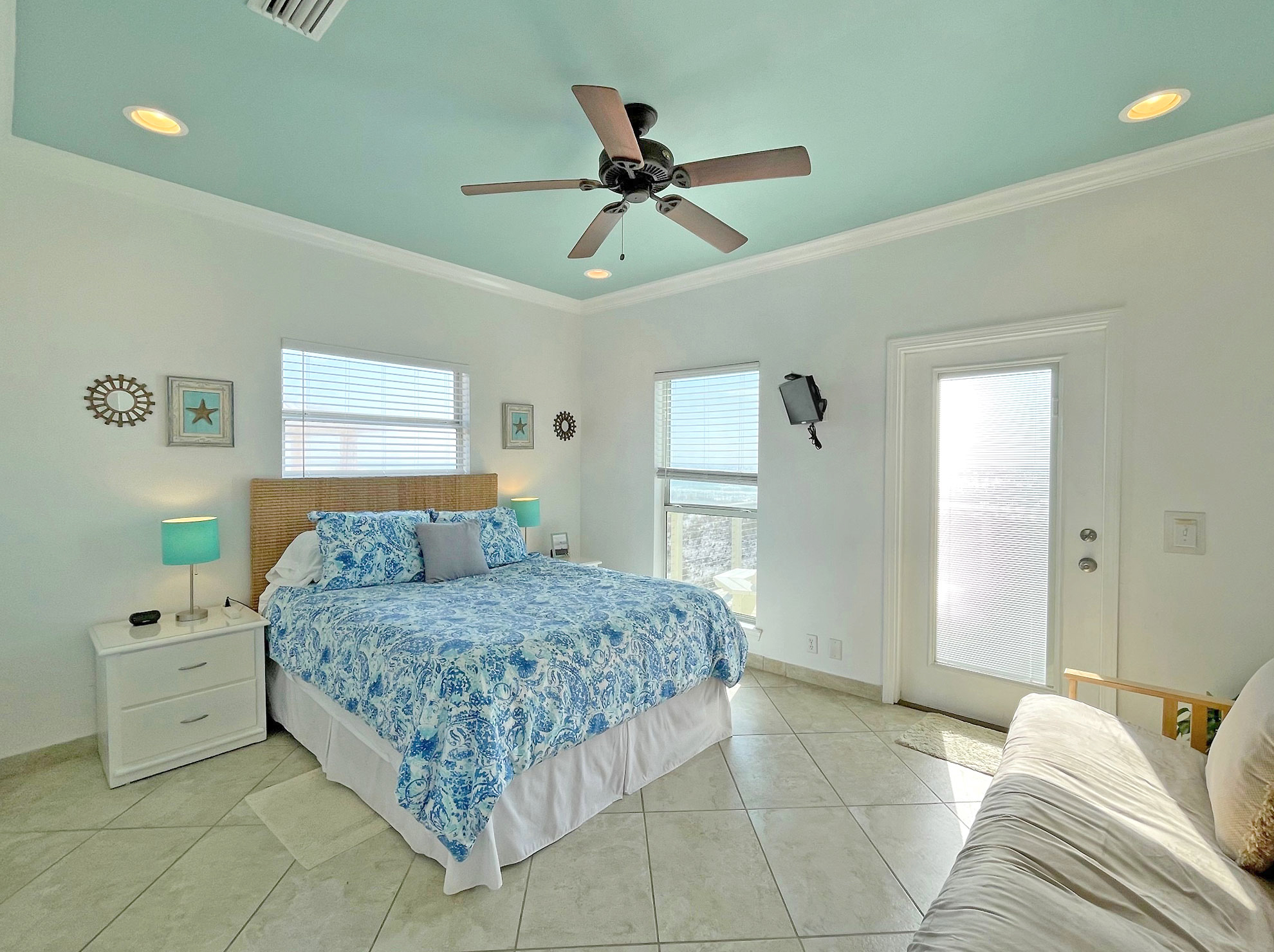 Ariola 1002 House / Cottage rental in Pensacola Beach House Rentals in Pensacola Beach Florida - #18