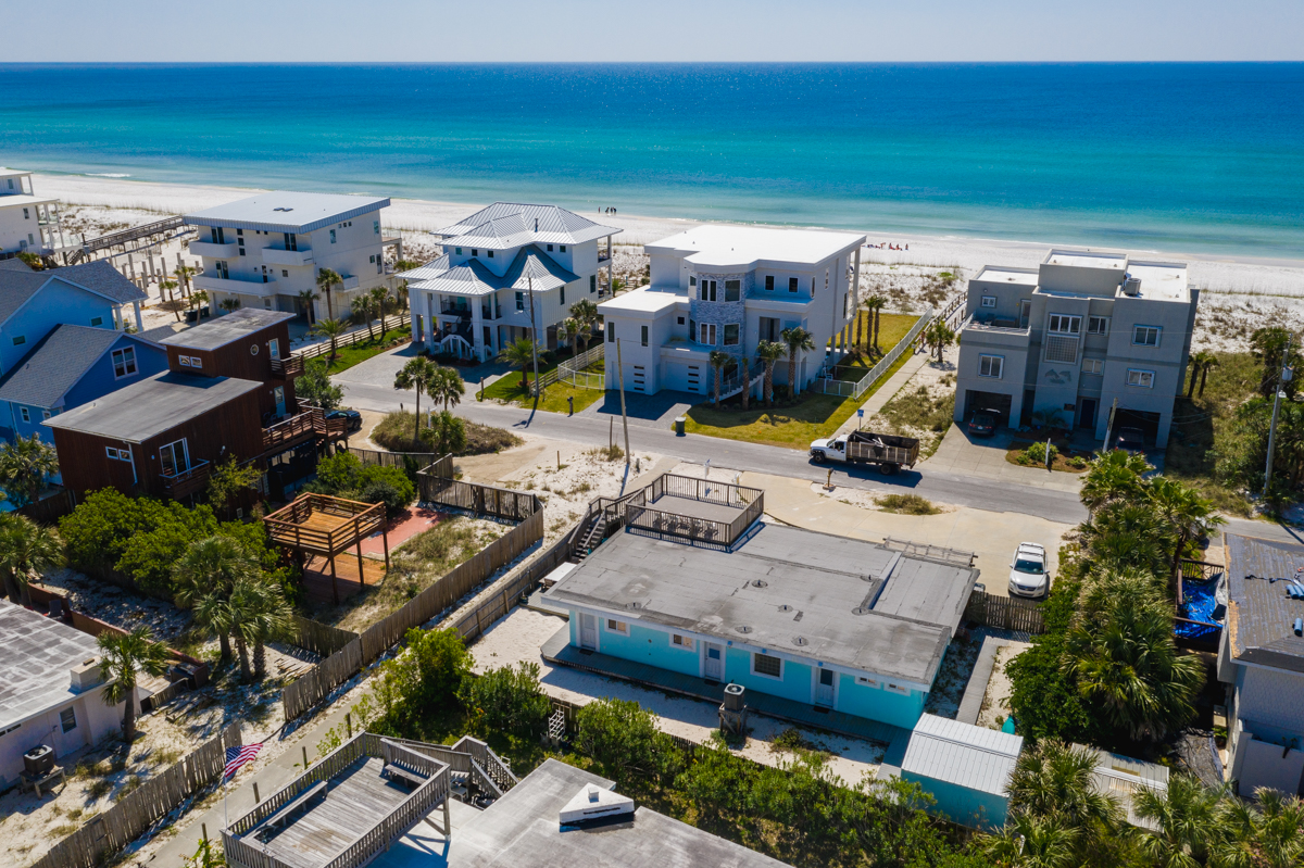 Ariola 105 House / Cottage rental in Pensacola Beach House Rentals in Pensacola Beach Florida - #2