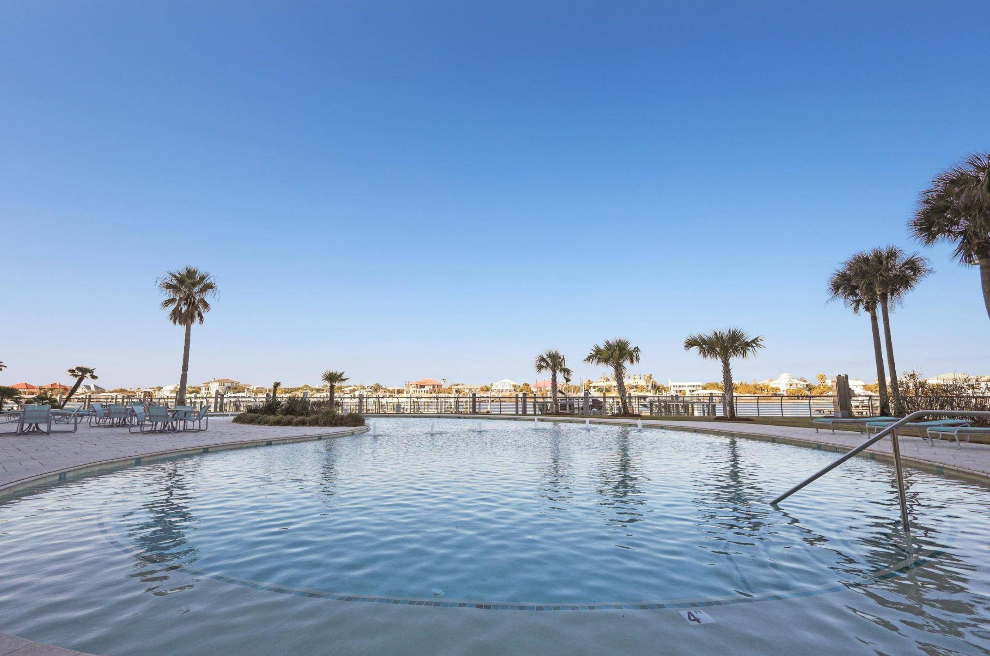 The heated outdoor pool at Bella Luna in Orange Beach Alabama 