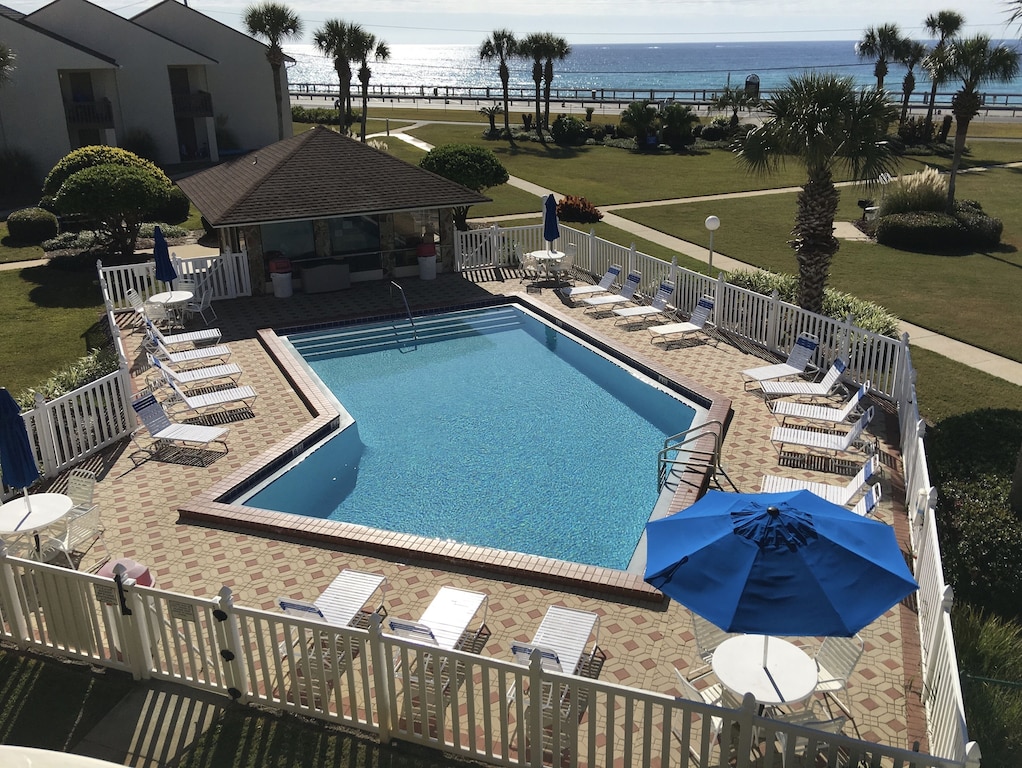 Blue Surf 17B Condo rental in Blue Surf Condos in Destin Florida - #25