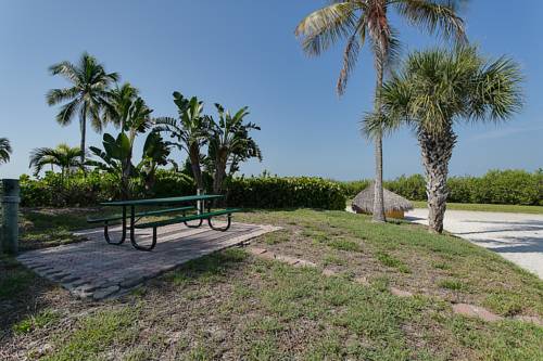 Caribbean Beach Club in Fort Myers Beach FL 03