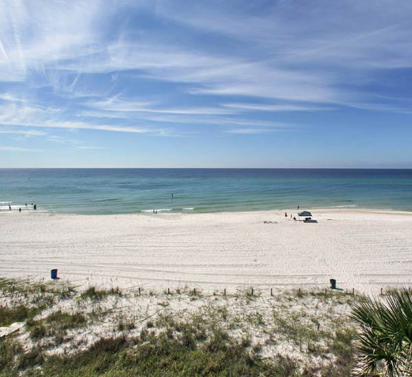 Coastal Commodity in Panama City Beach, Florida, House / Cottage