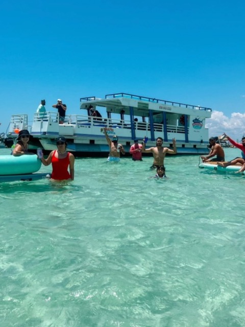Daily Crab Island and Dolphin Tour in Destin Florida