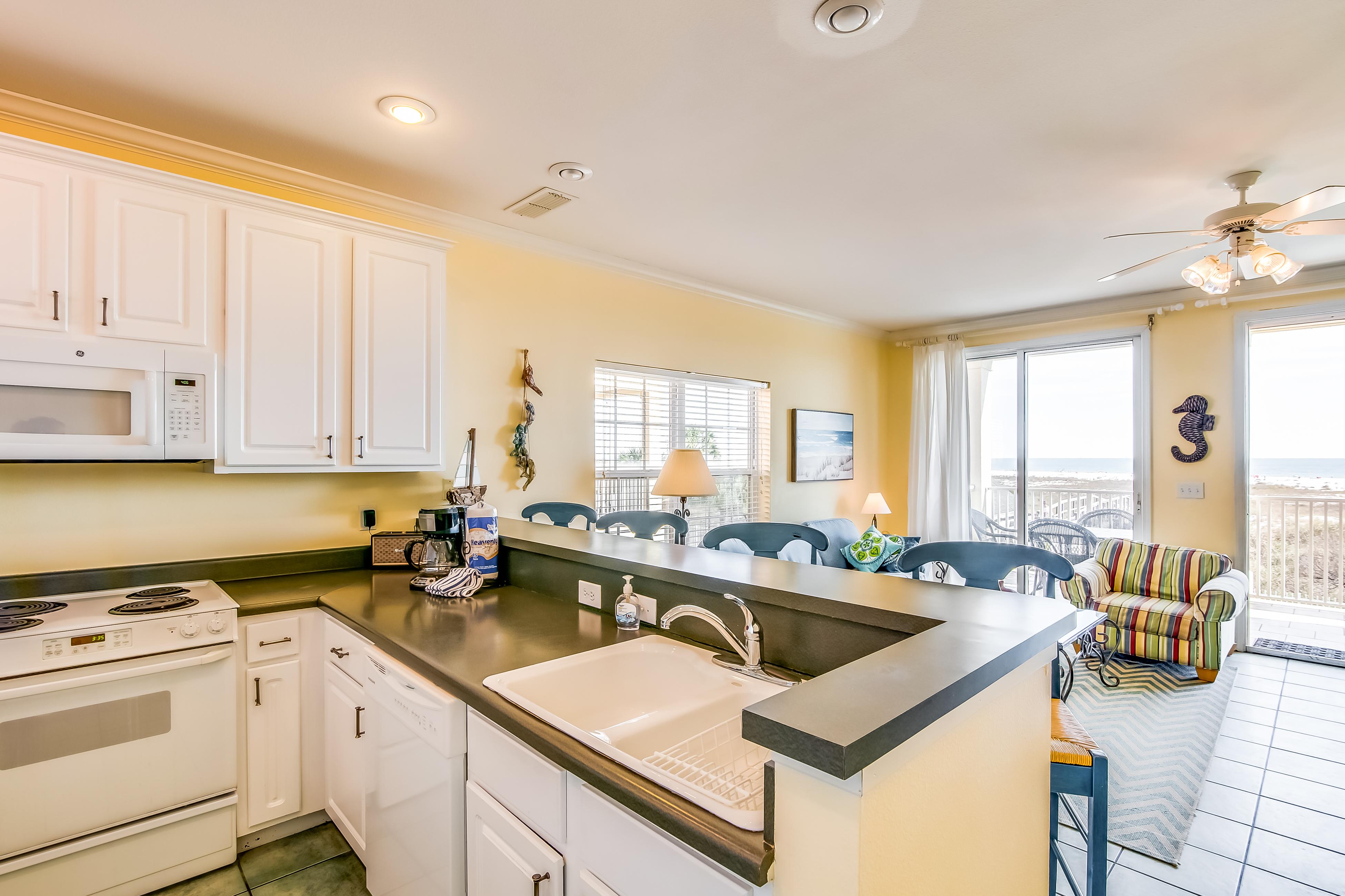 Beach Joy - DIBC 206A Condo rental in Dauphin Island Condo Rentals in Gulf Shores Alabama - #8