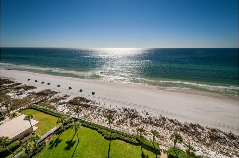 Wonderful view of the coastline from Silver Beach Towers in Destin FL