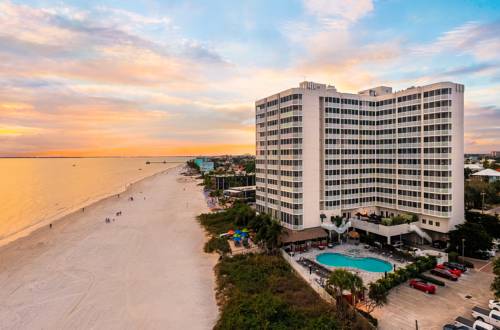 Diamondhead Beach Resort and Spa in Fort Myers Beach FL 18