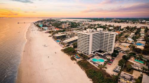 Diamondhead Beach Resort and Spa in Fort Myers Beach FL 21