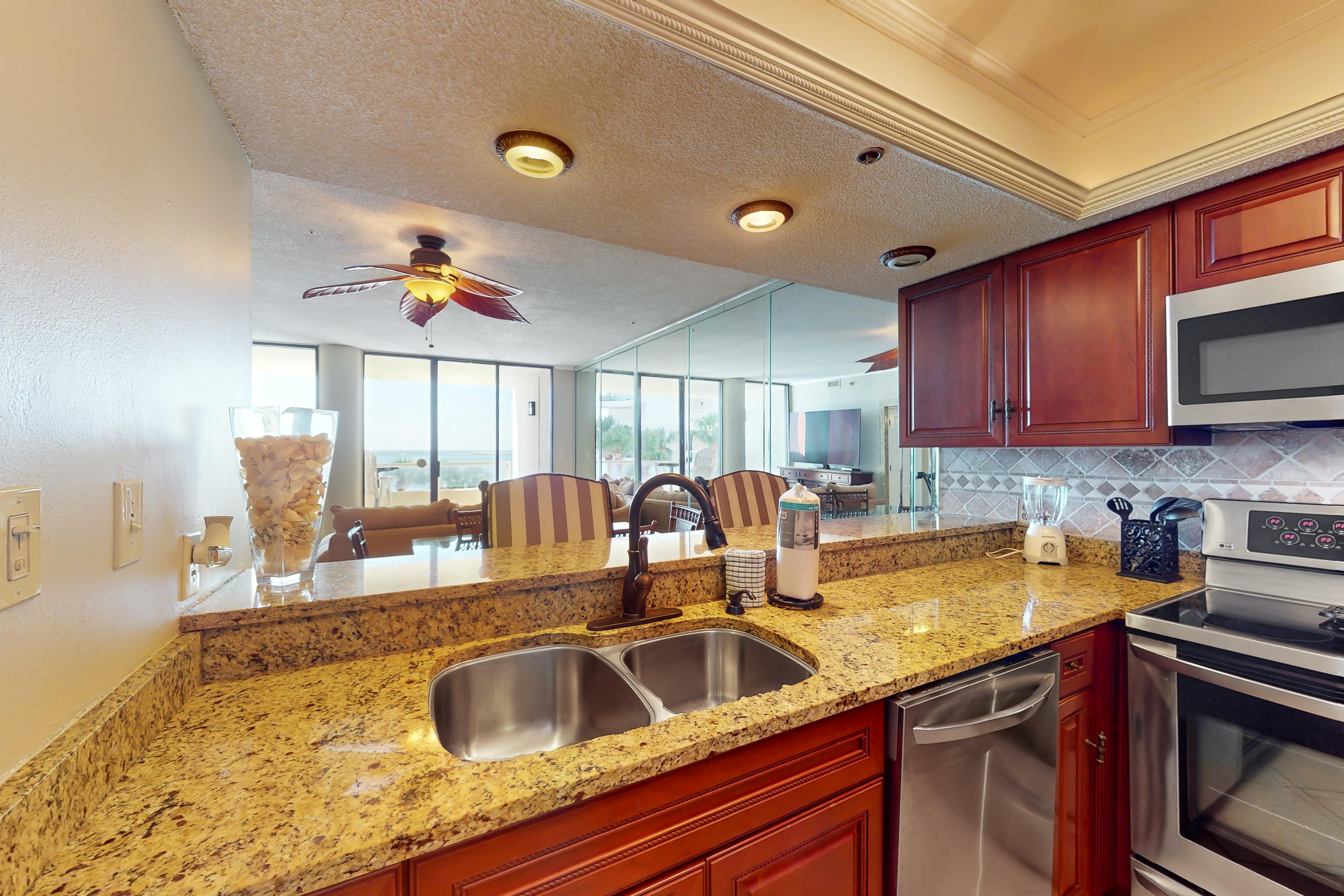 East Pass Towers 212 Condo rental in East Pass Towers in Destin Florida - #13