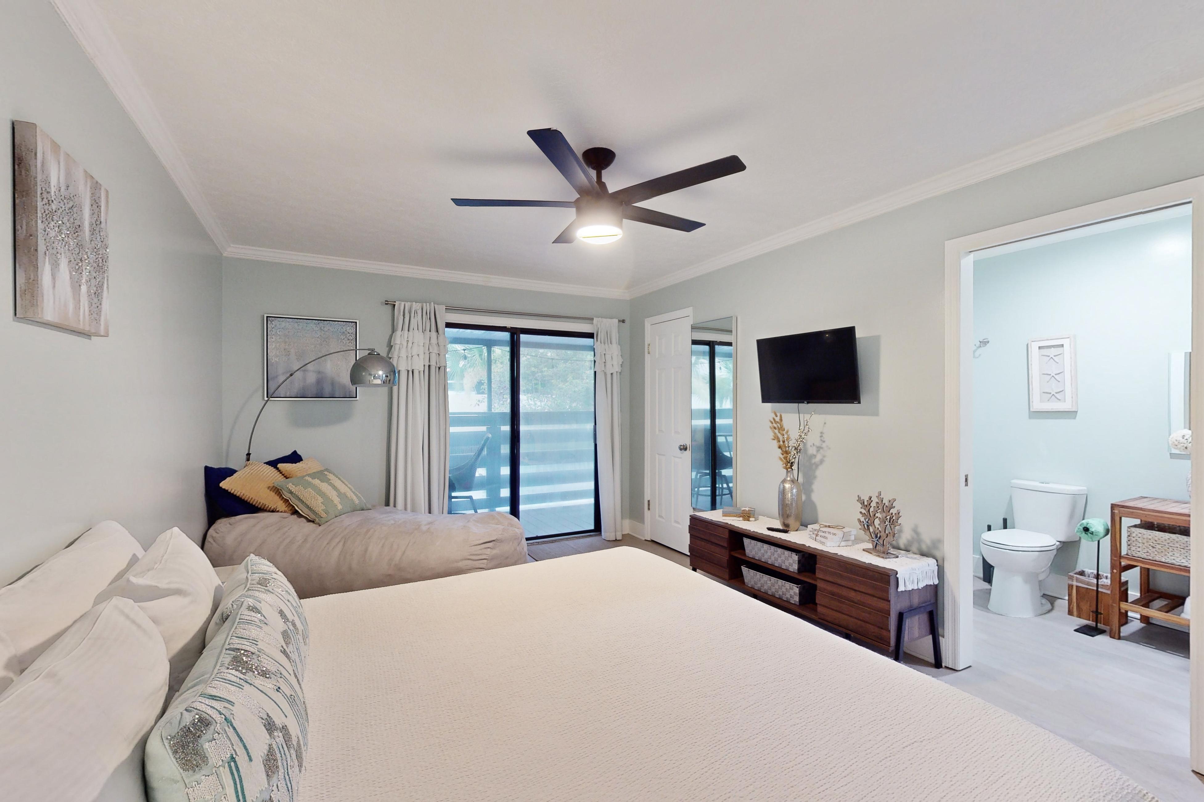 Coconut Cove Condo rental in Emerald Beach Resort in Panama City Beach Florida - #14