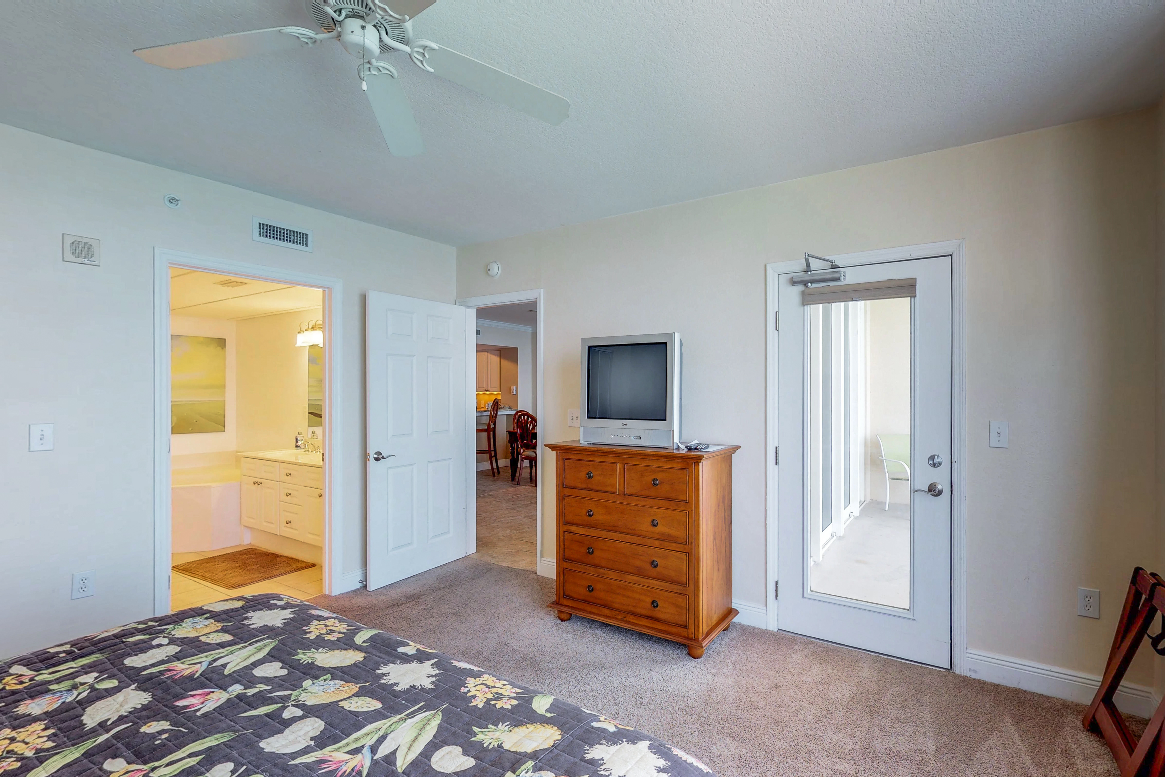 Emerald Beach Resort 2336 Condo rental in Emerald Beach Resort in Panama City Beach Florida - #13