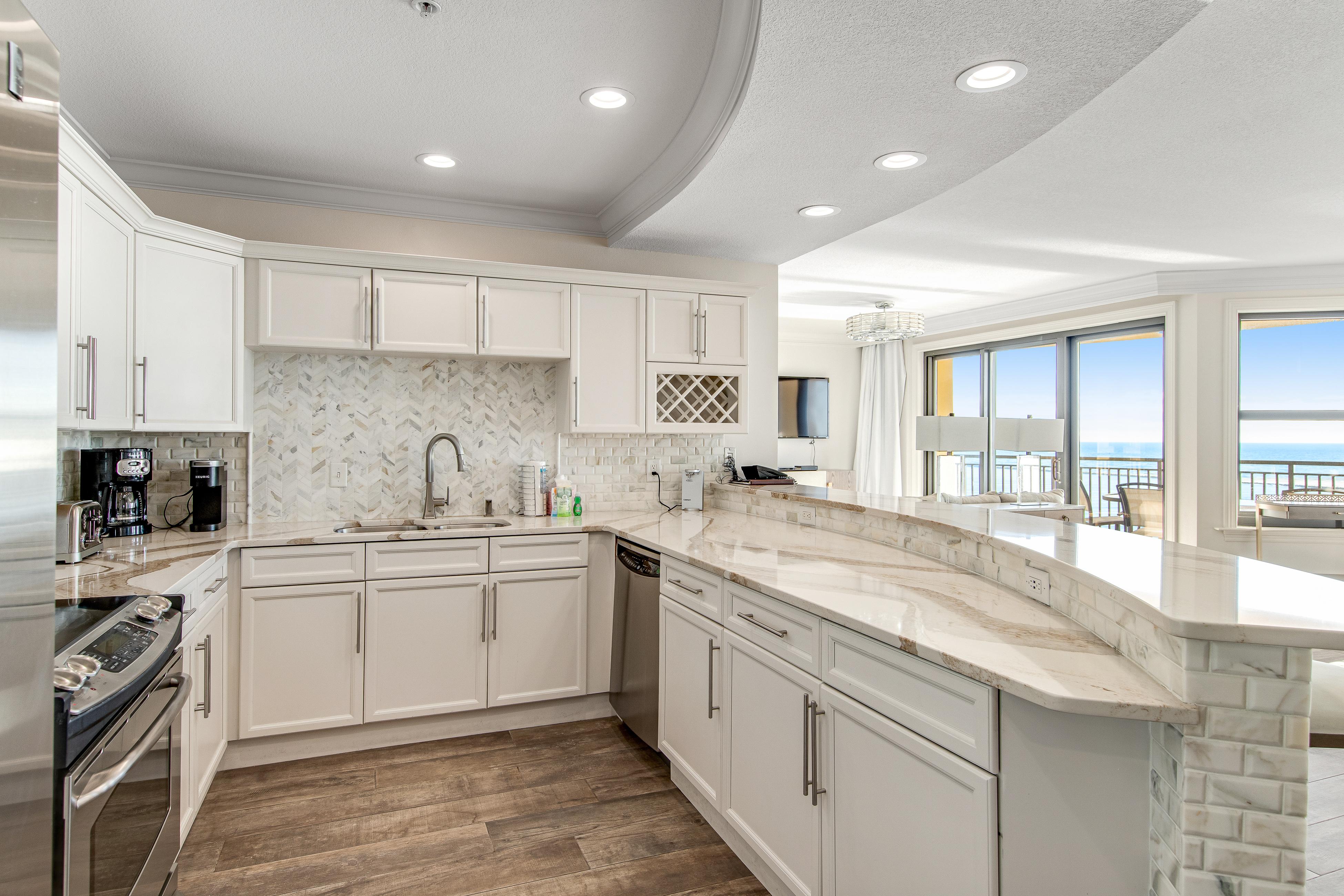 Emerald Grande 1025 Condo rental in Emerald Grande at HarborWalk Village in Destin Florida - #10