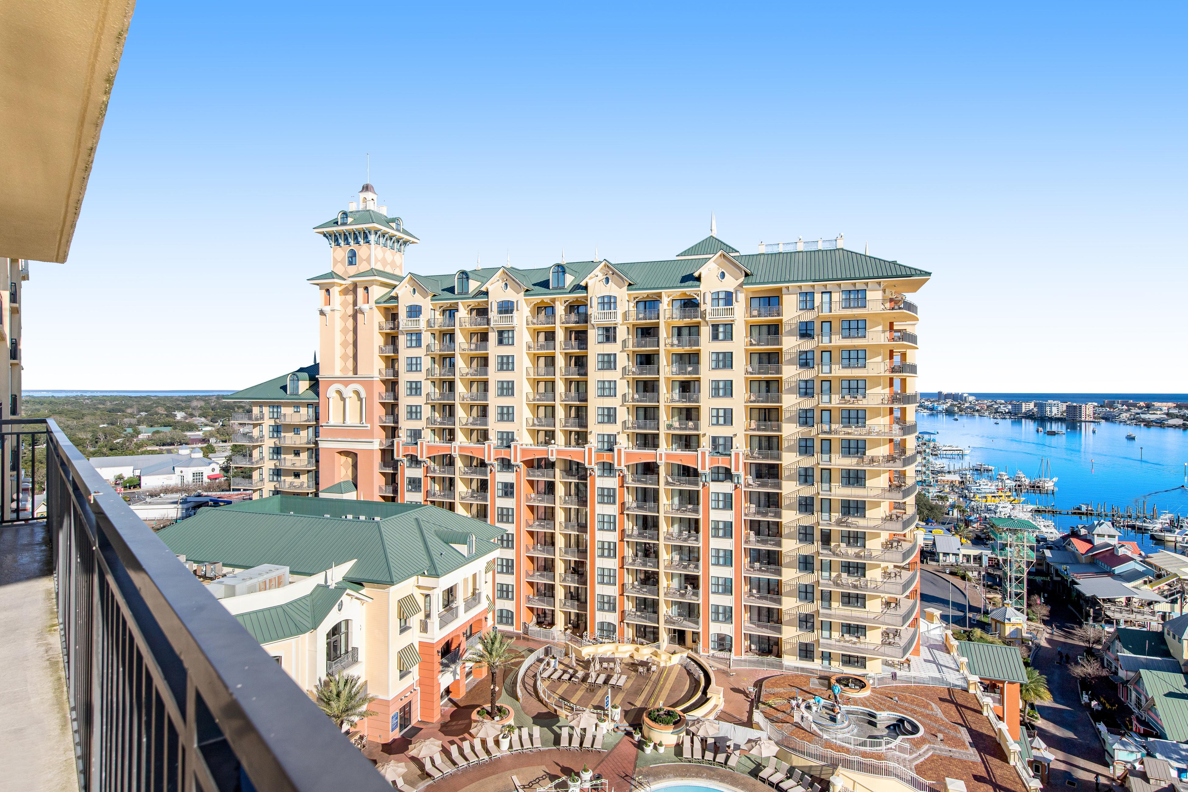 Emerald Grande 1025 Condo rental in Emerald Grande at HarborWalk Village in Destin Florida - #30