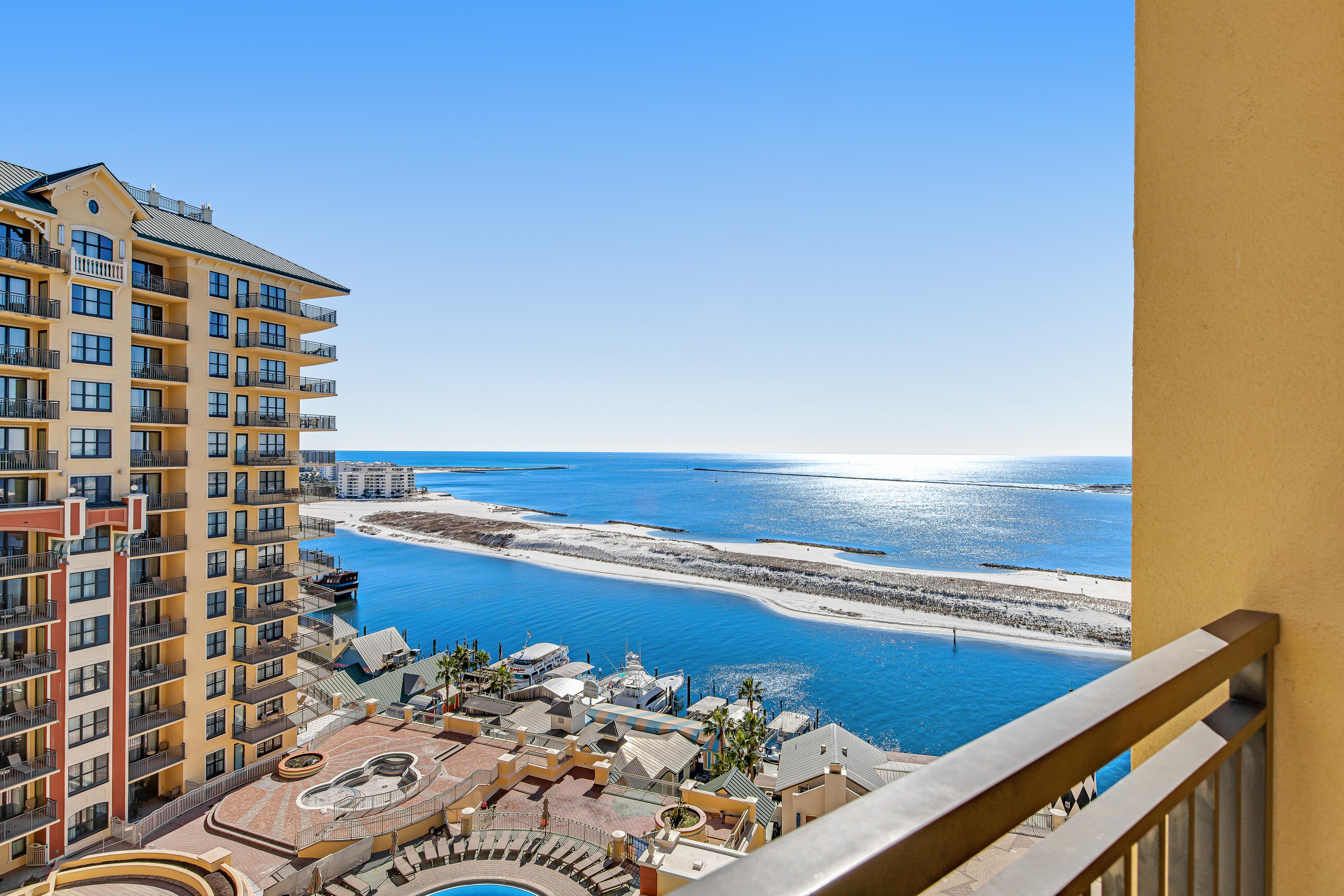 Emerald Grande 922 Condo rental in Emerald Grande at HarborWalk Village in Destin Florida - #26