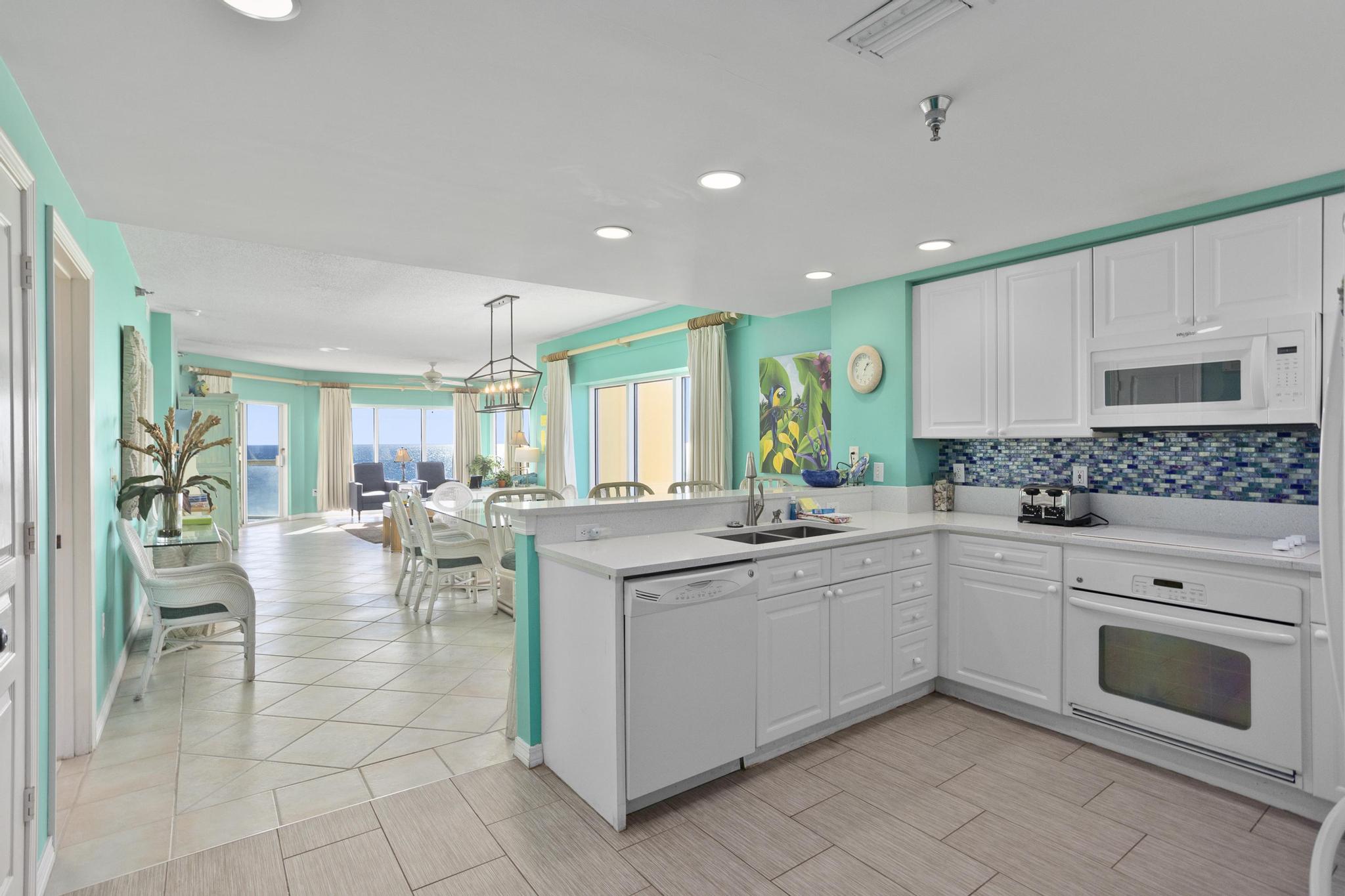 Emerald Isle #1008 Condo rental in Emerald Isle Pensacola Beach in Pensacola Beach Florida - #6