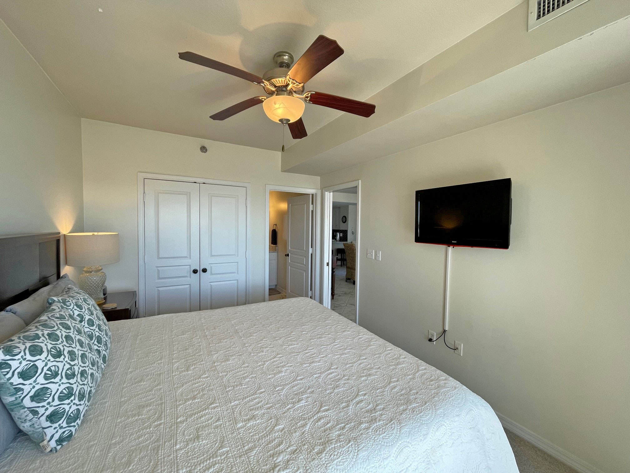 Emerald Isle #101 Condo rental in Emerald Isle Pensacola Beach in Pensacola Beach Florida - #13