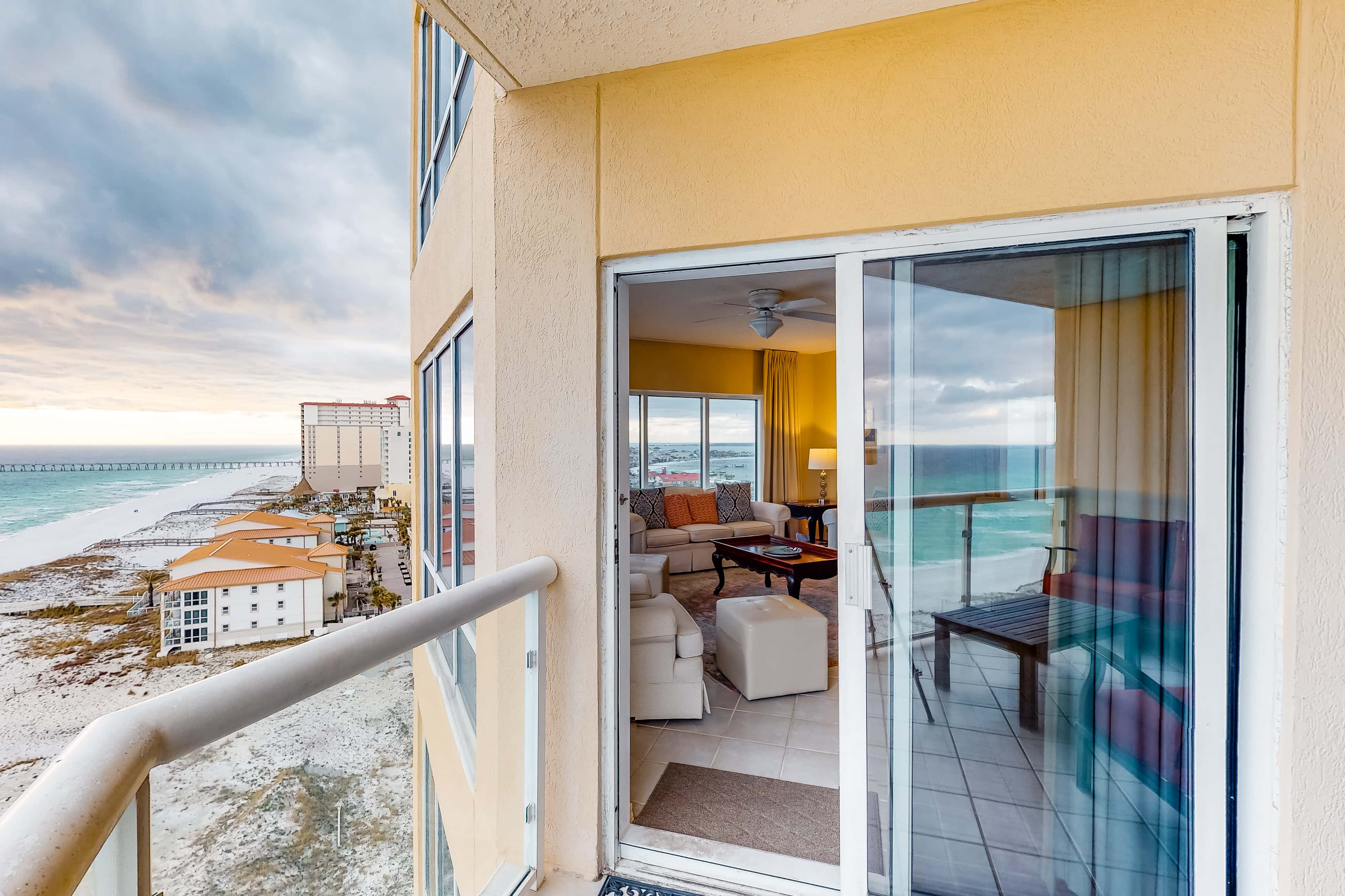 Emerald Isle 1108 Condo rental in Emerald Isle Pensacola Beach in Pensacola Beach Florida - #4