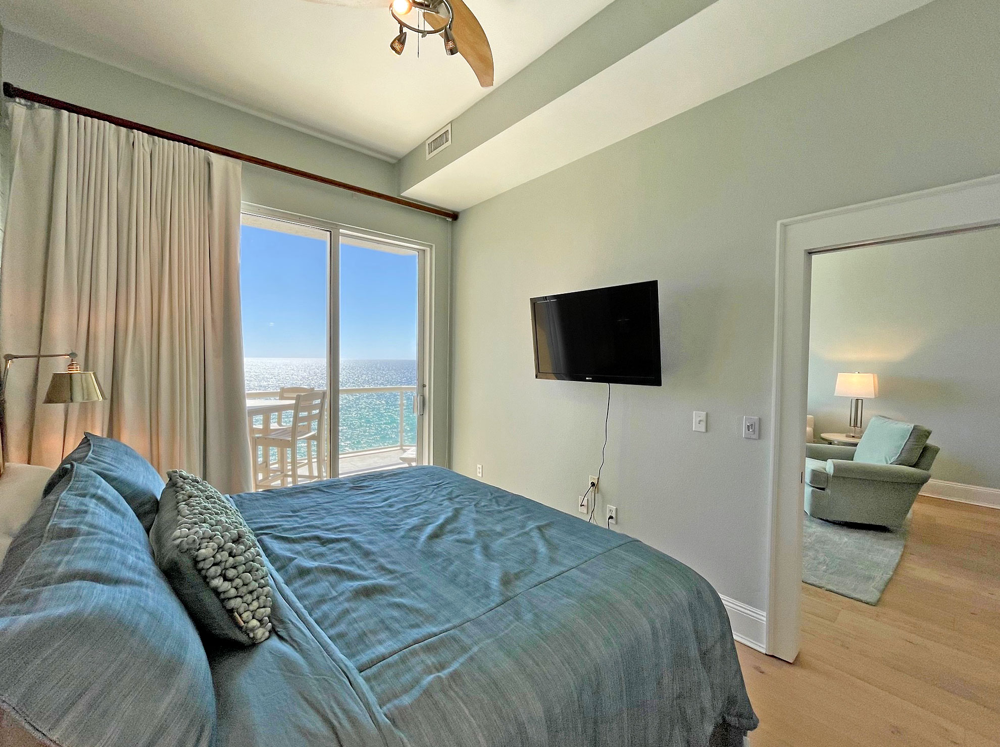 Emerald Isle #1704  Condo rental in Emerald Isle Pensacola Beach in Pensacola Beach Florida - #25