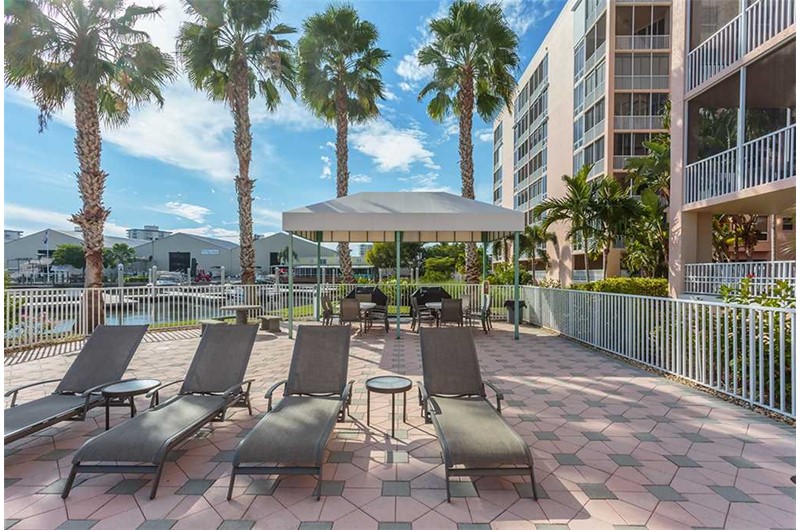 Have a lazy day on the sundeck at Palm Harbor in Fort Myers Beach FL