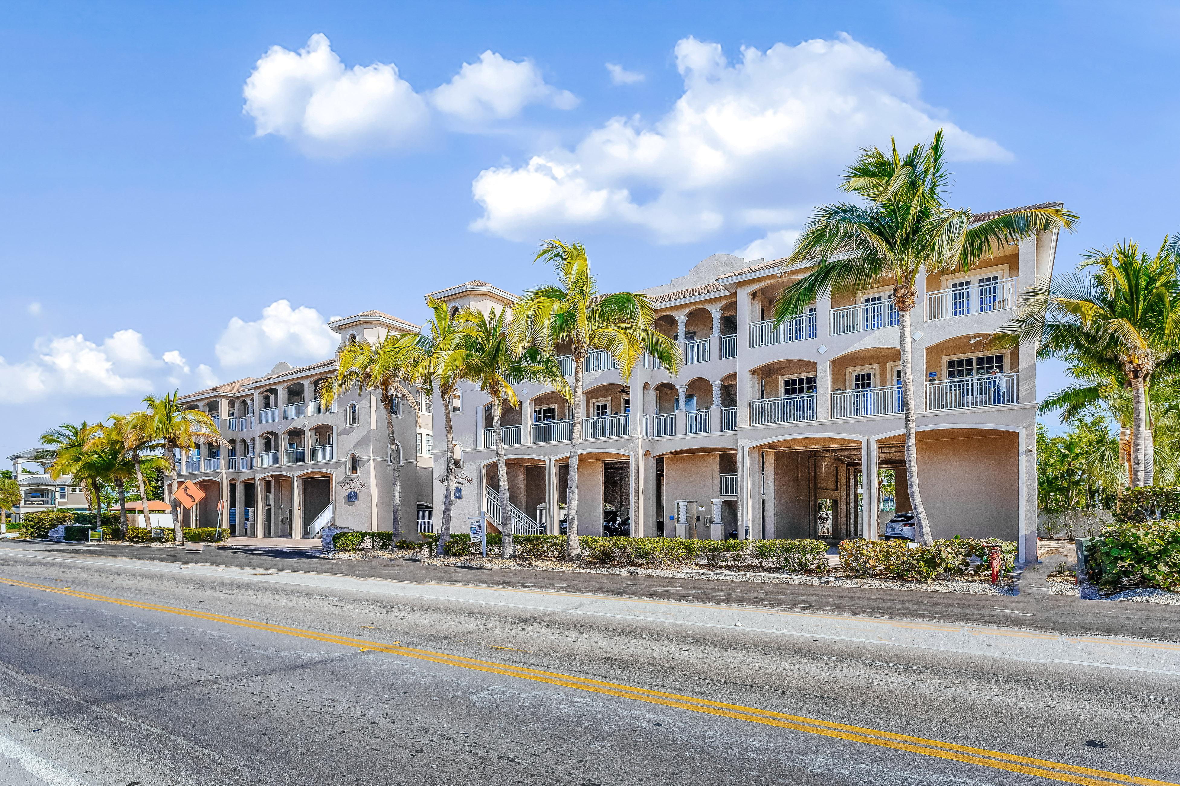 Whitecap Condo Beach View Splendor Condo rental in Fort Myers Beach Condo Rentals in Fort Myers Beach Florida - #42