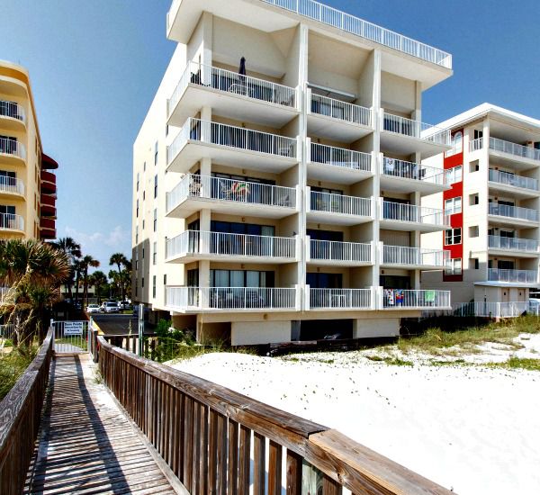 Beach-side exterior view of Gulfside Condo Fort Walton Beach