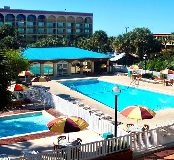 Experience Comfort and Fun at Ramada Inn Fort Walton Beach