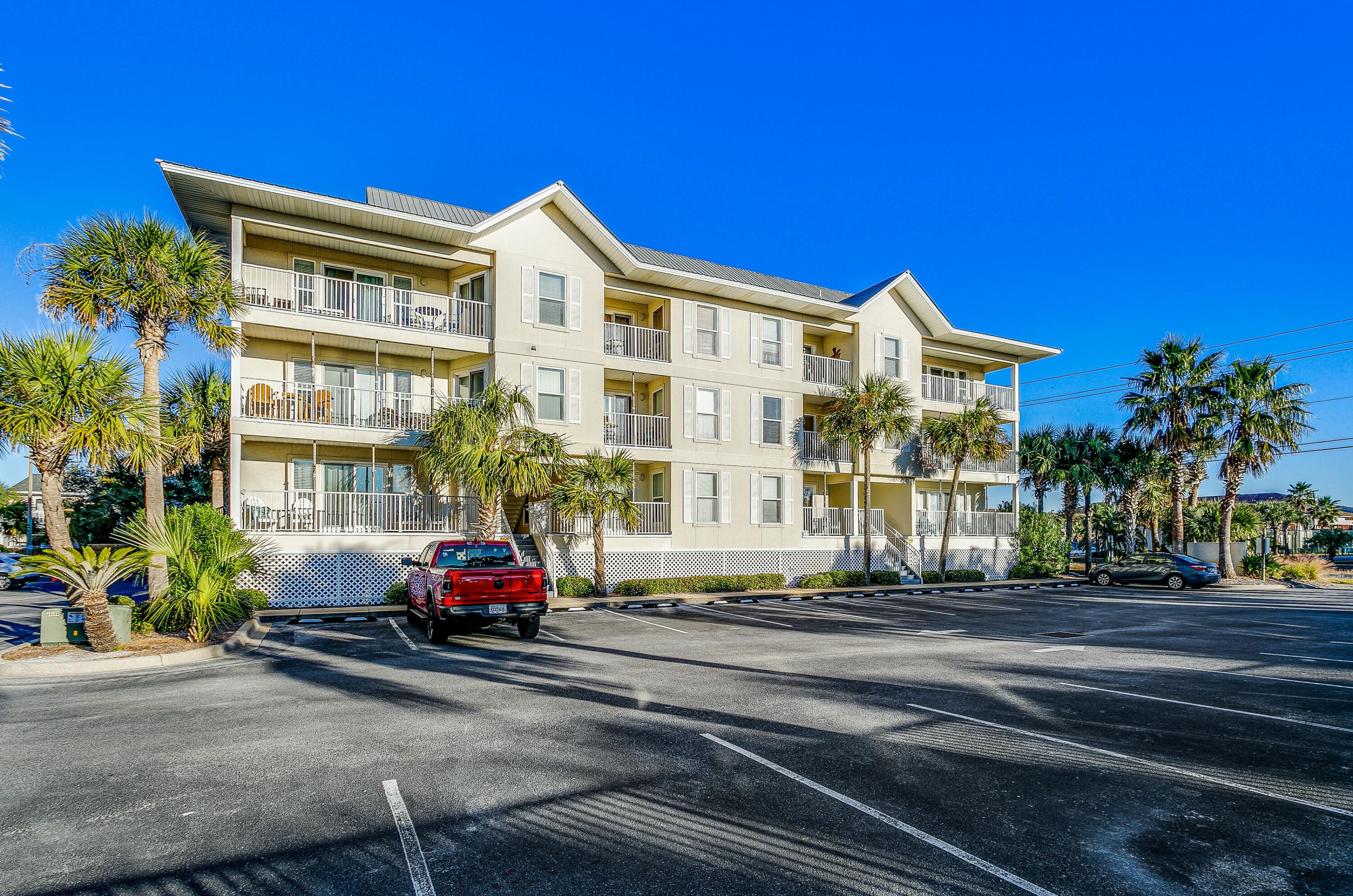 The exterior of Gulf Island Condominiums in Navarre Beach Florida 