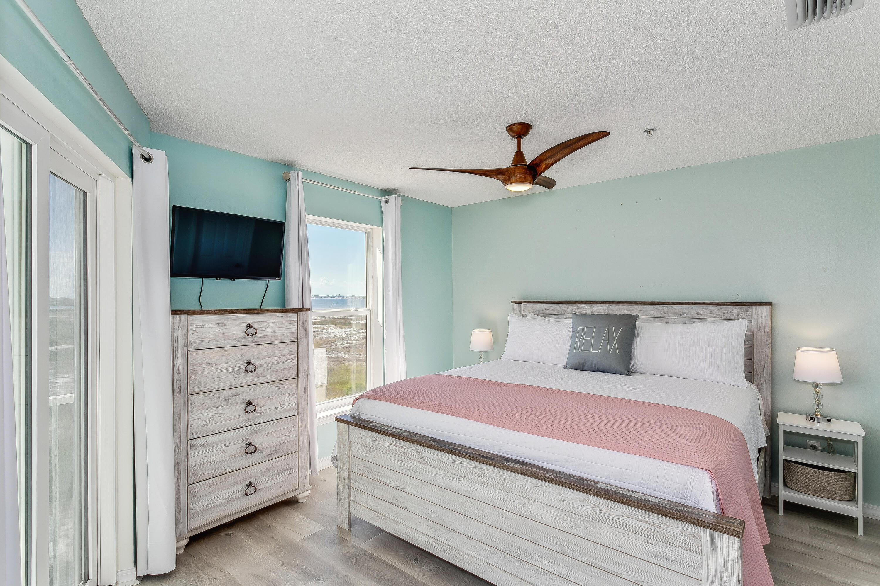 Gulf Island Condominiums #421- Bright-N-Sunny *NEW Condo rental in Gulf Island Condominiums in Navarre Florida - #17