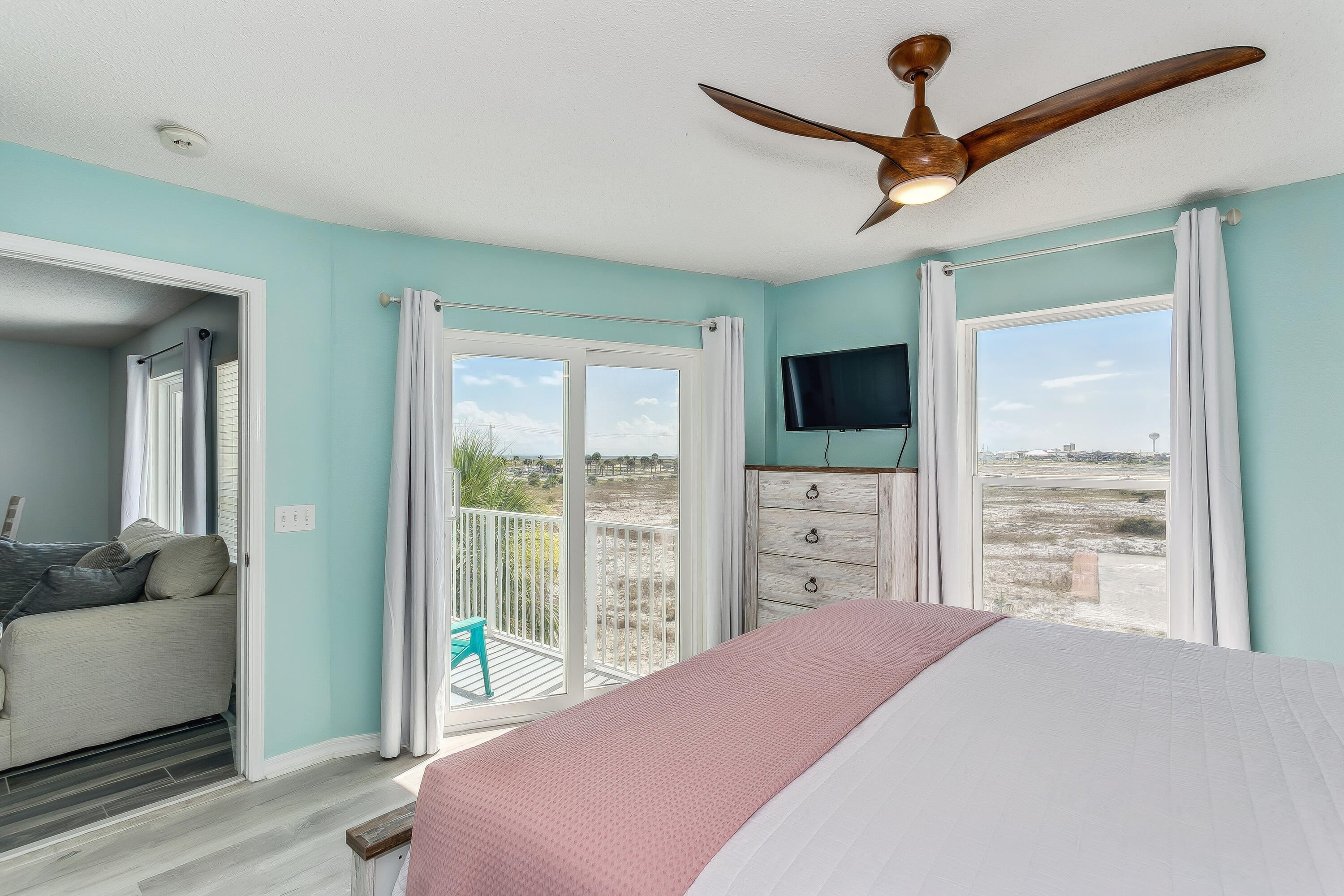 Gulf Island Condominiums #421- Bright-N-Sunny *NEW Condo rental in Gulf Island Condominiums in Navarre Florida - #18