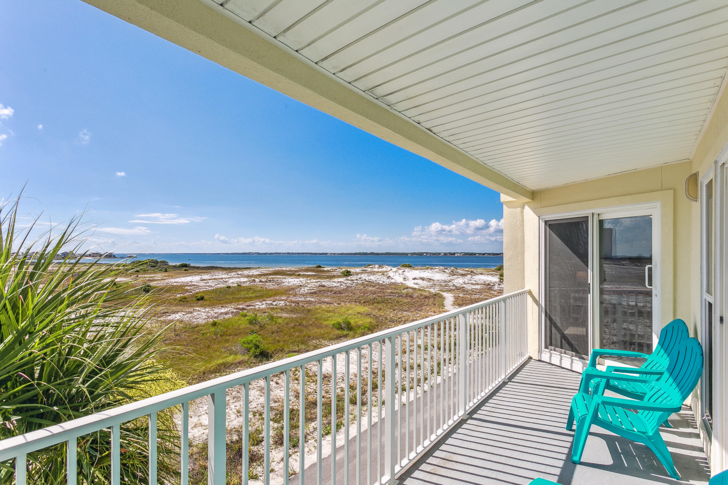 Gulf Island Condominiums #421- Bright-N-Sunny *NEW Condo rental in Gulf Island Condominiums in Navarre Florida - #24