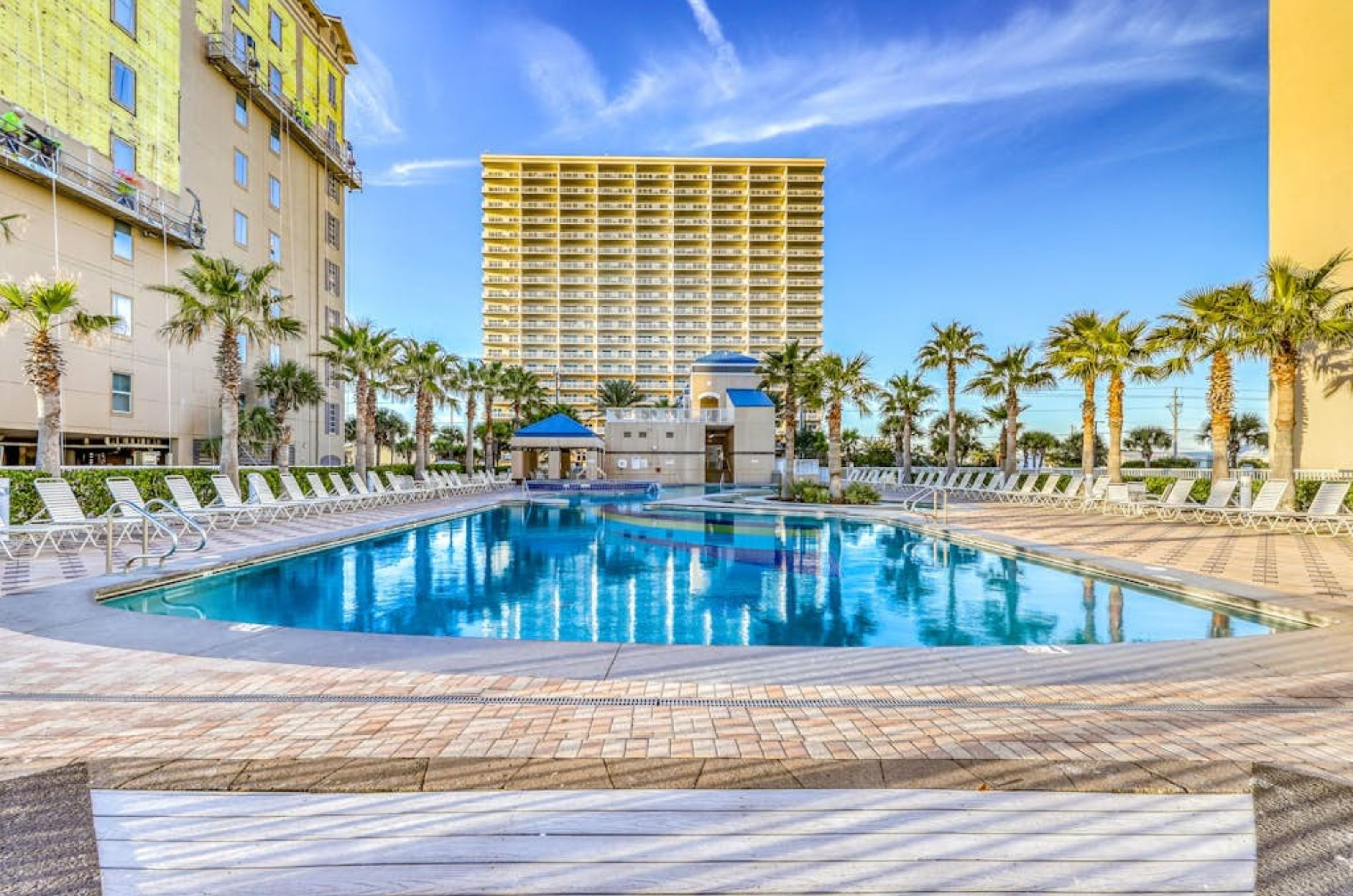 Crystal Tower Condos - https://www.beachguide.com/gulf-shores-vacation-rentals-crystal-tower-condos--1542-0-20249-41.jpg?width=185&height=185