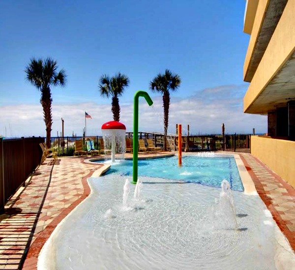 Kiddies pool at Seawind Condos in Gulf Shores AL