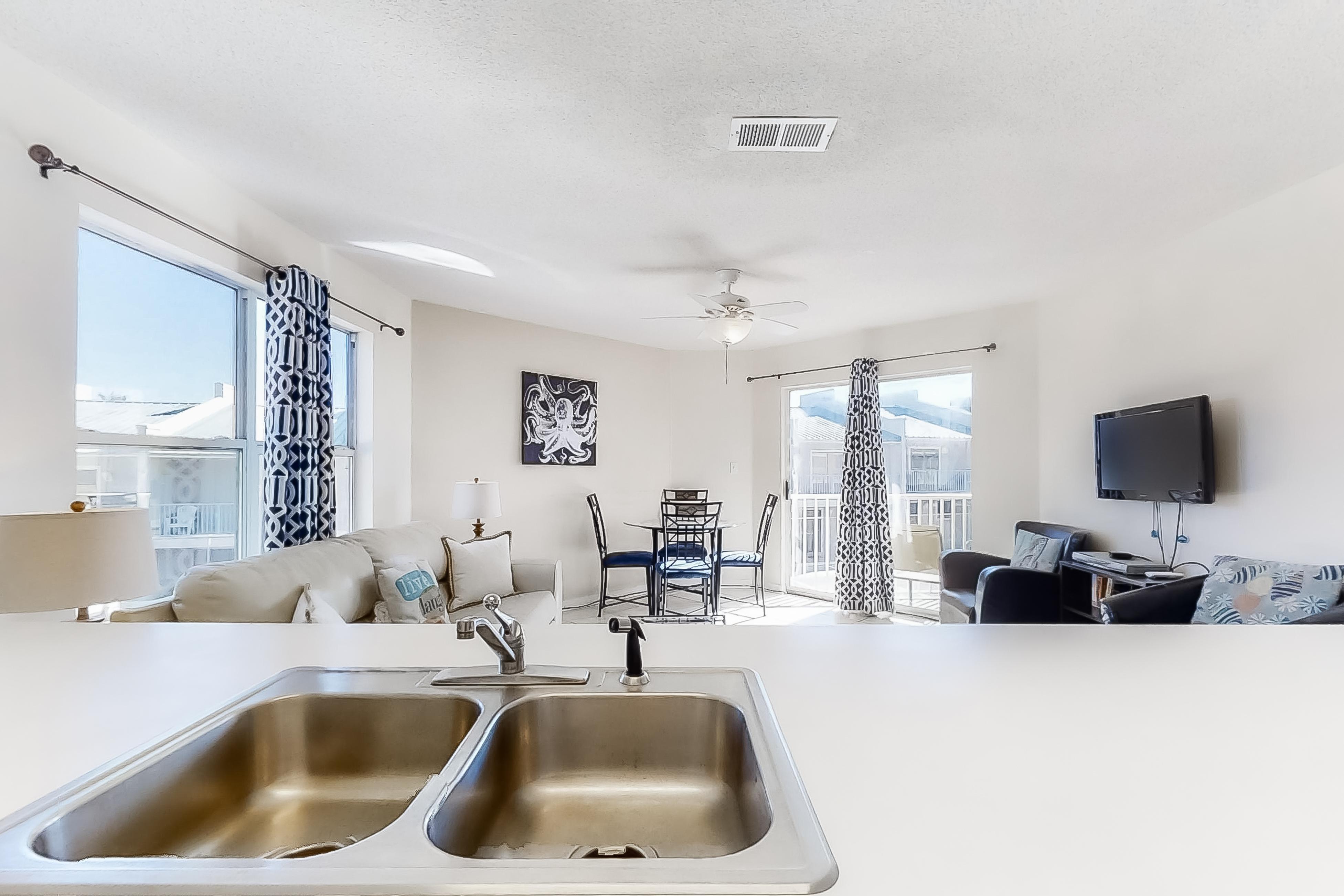 Gulfview II 2-201 Condo rental in Gulfview Condominiums in Destin Florida - #9