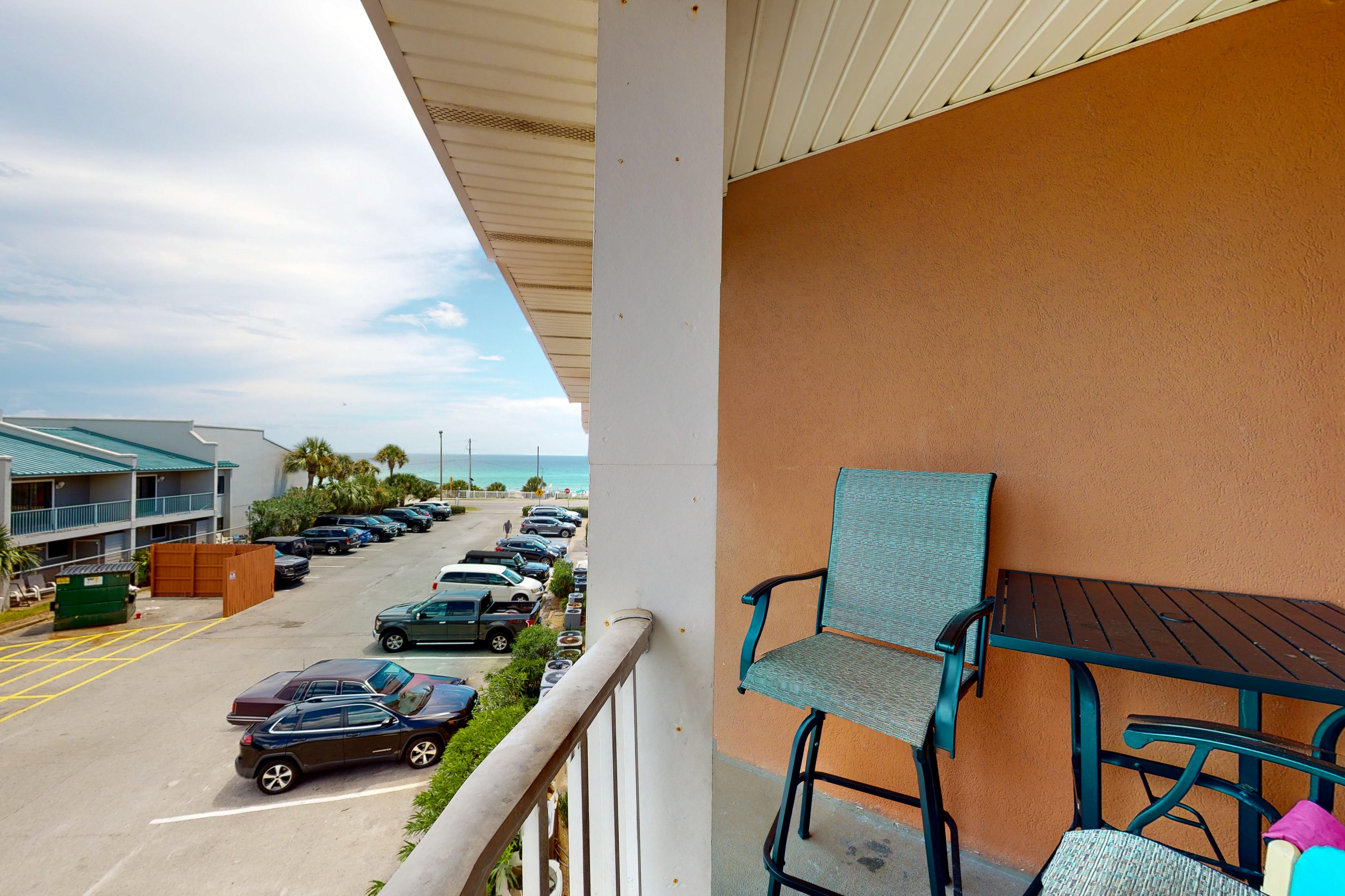 Gulfview II 2-305 Condo rental in Gulfview Condominiums in Destin Florida - #3